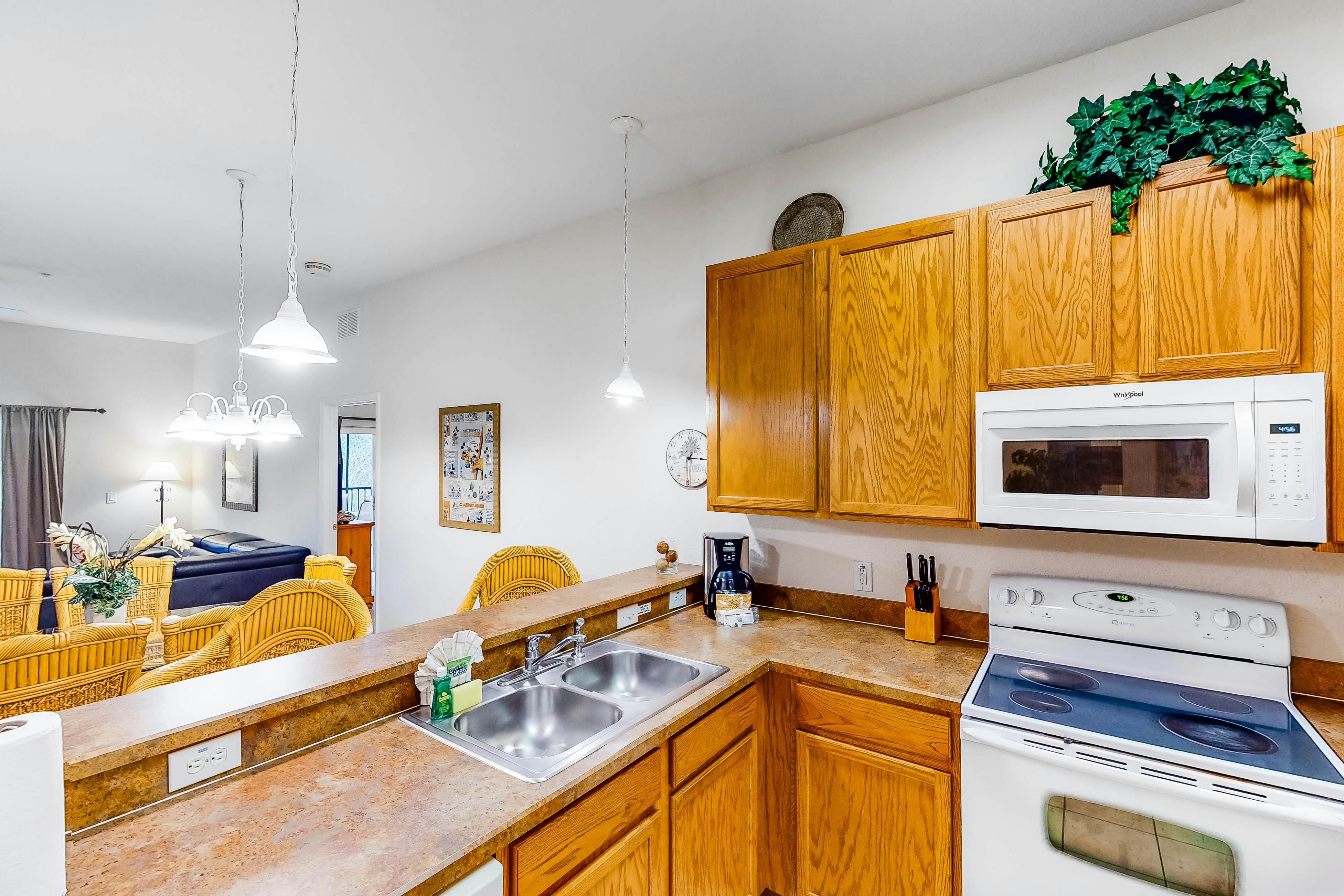 Family-friendly condo w/ shared pools, WiFi, central AC, & private washer/dryer