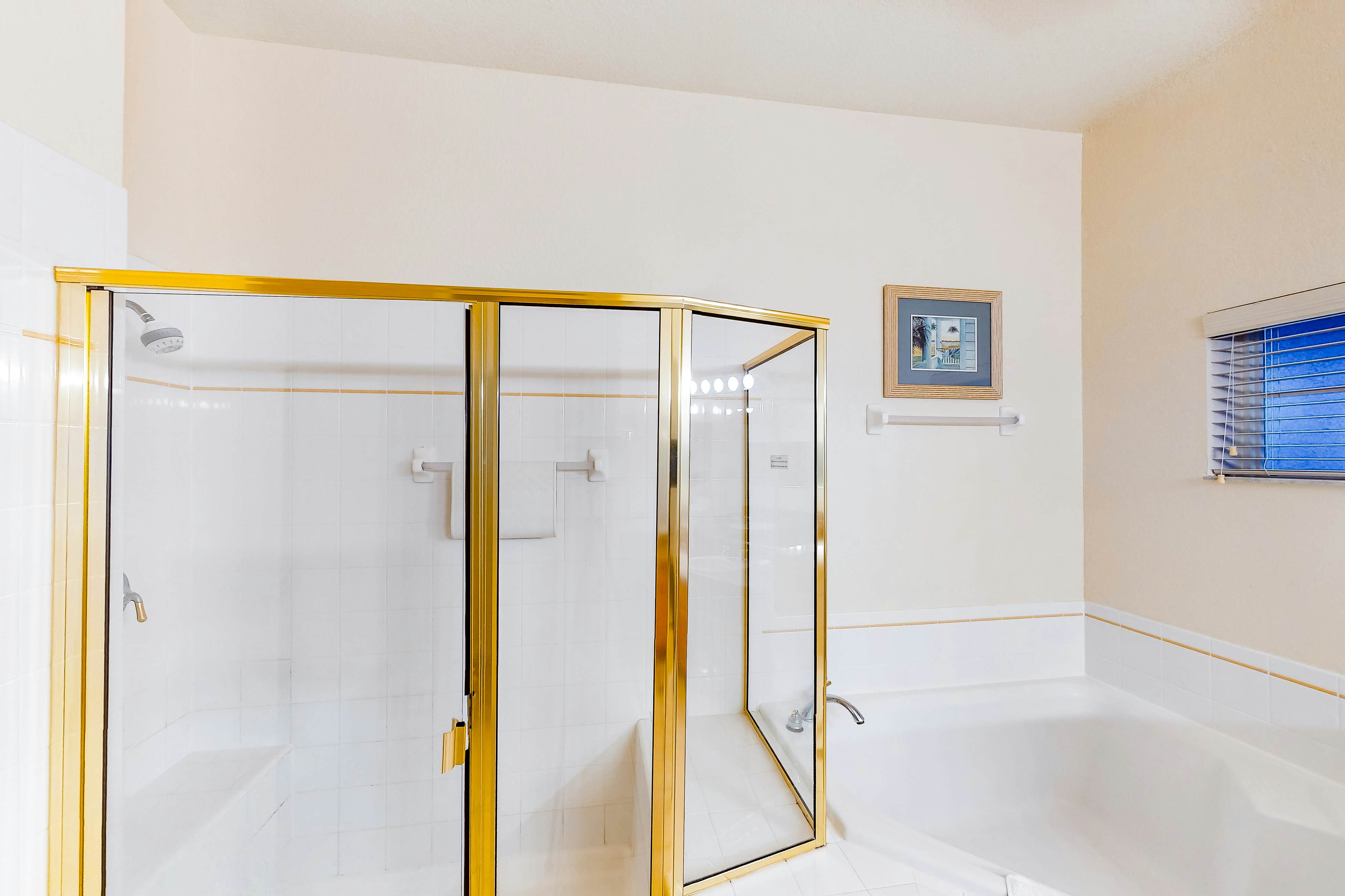 Family-friendly condo w/ shared pools, WiFi, central AC, & private washer/dryer