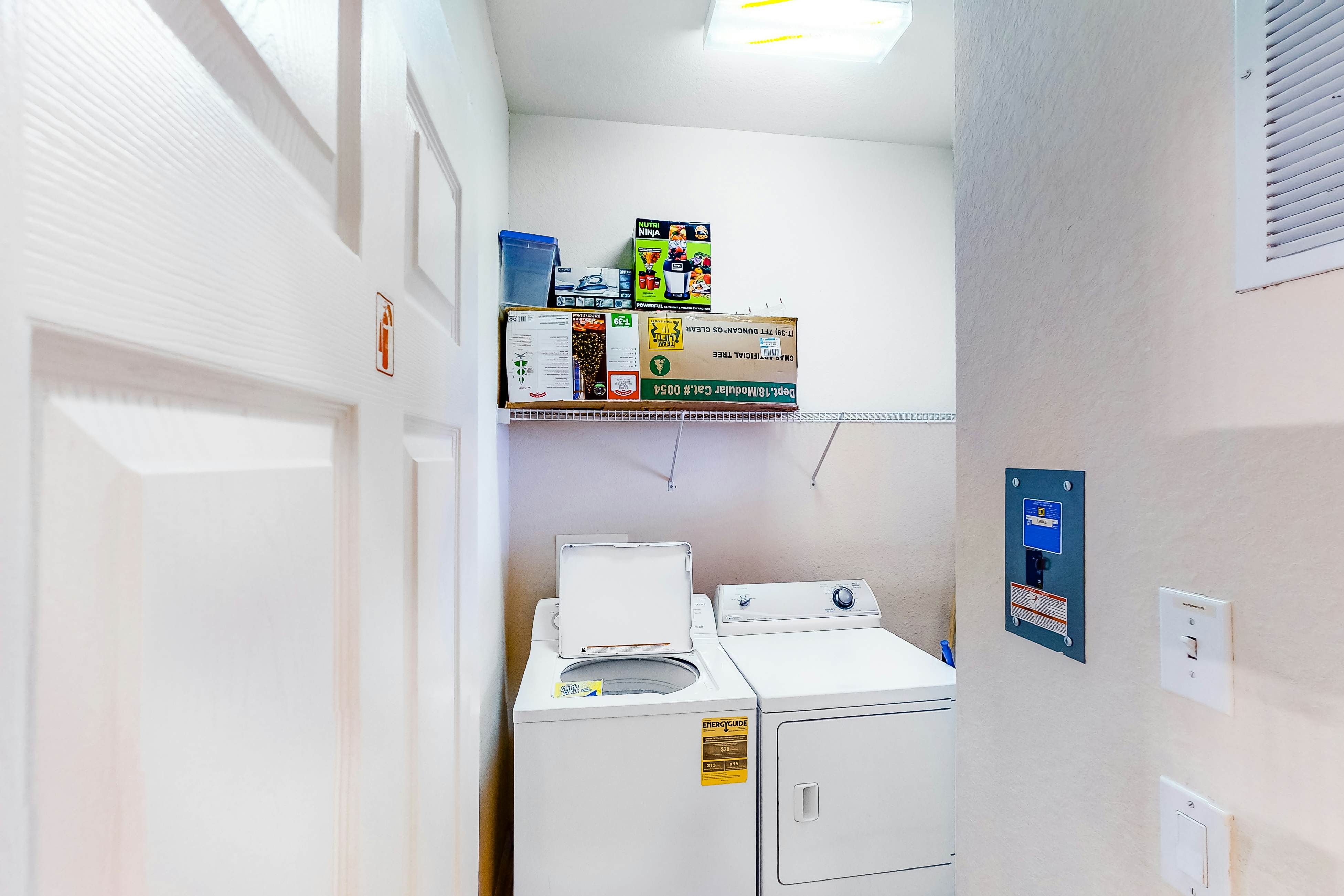 Family-friendly condo w/ shared pools, WiFi, central AC, & private washer/dryer