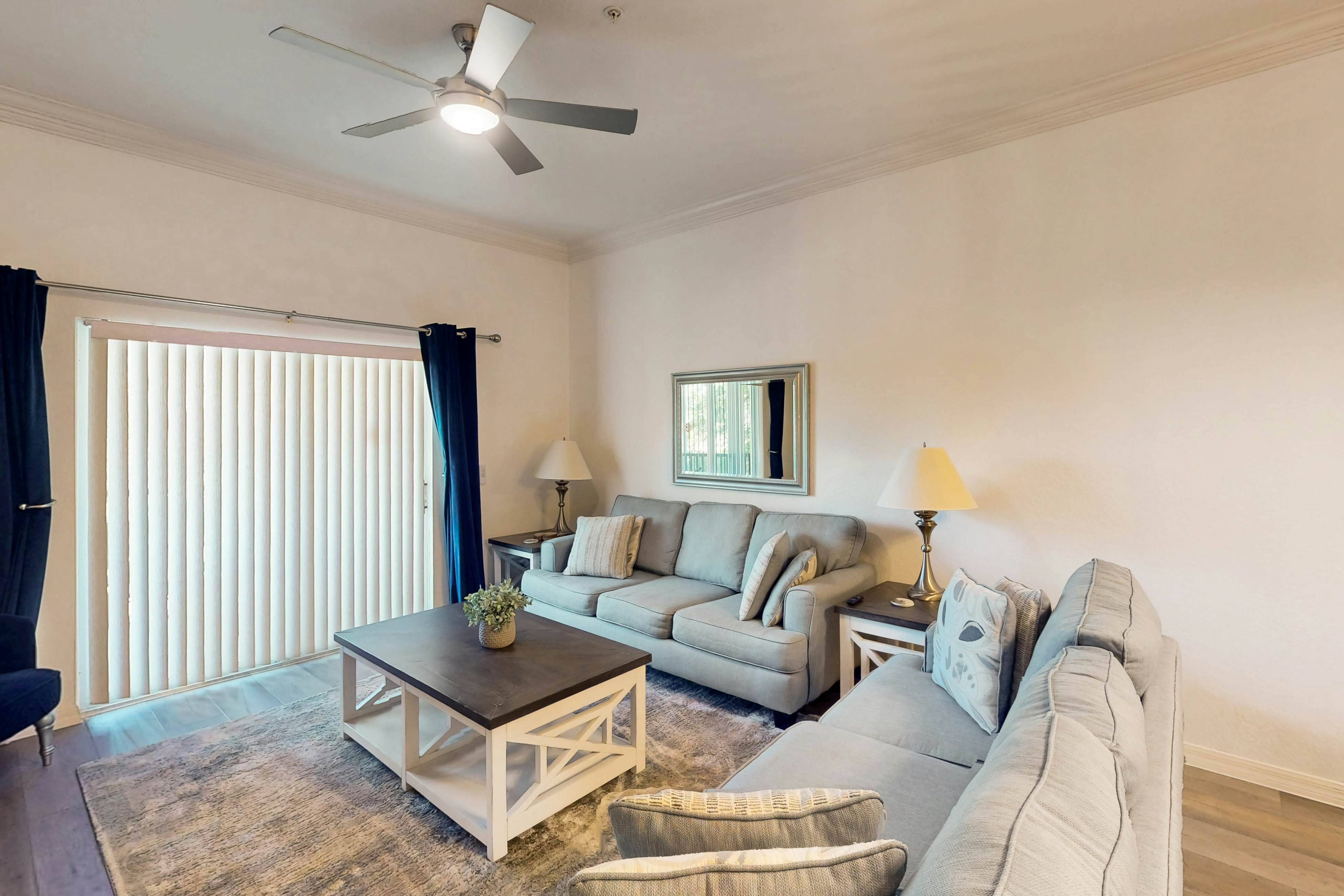 2nd-Floor Comfortable Condo w/ Shared Pools, Hot Tub, High-Speed WiFi, & A/C