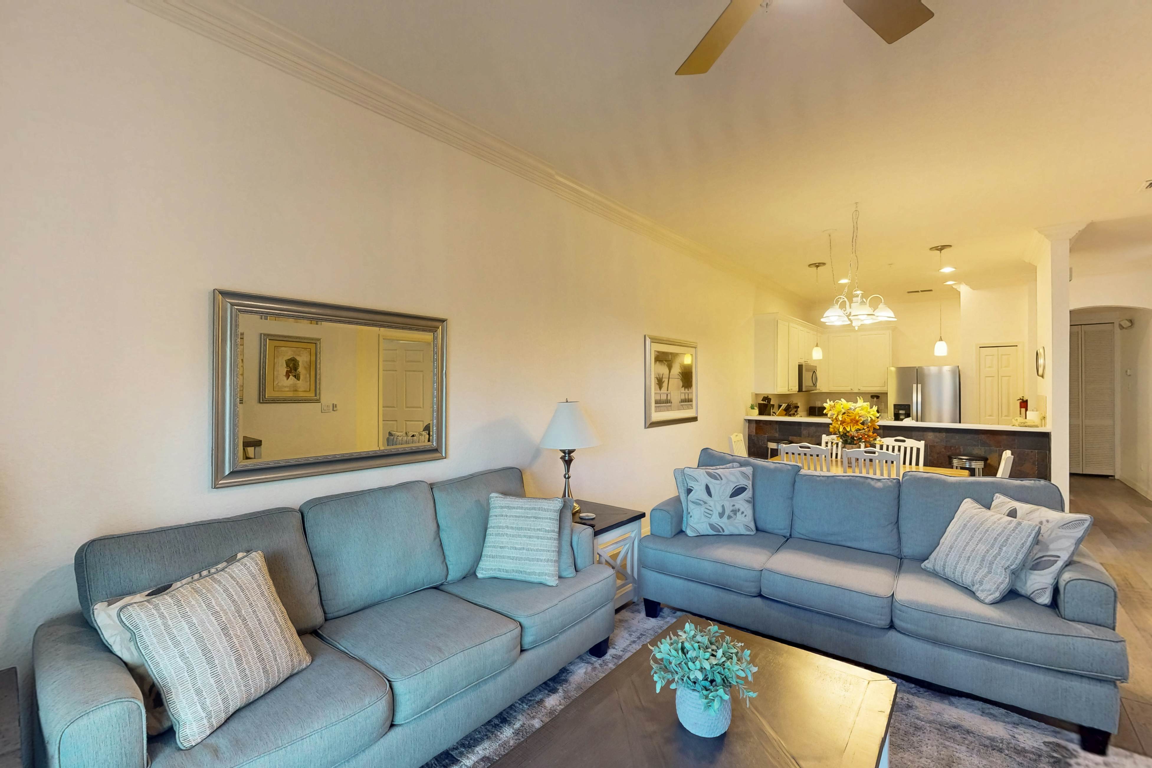 2nd-Floor Comfortable Condo w/ Shared Pools, Hot Tub, High-Speed WiFi, & A/C