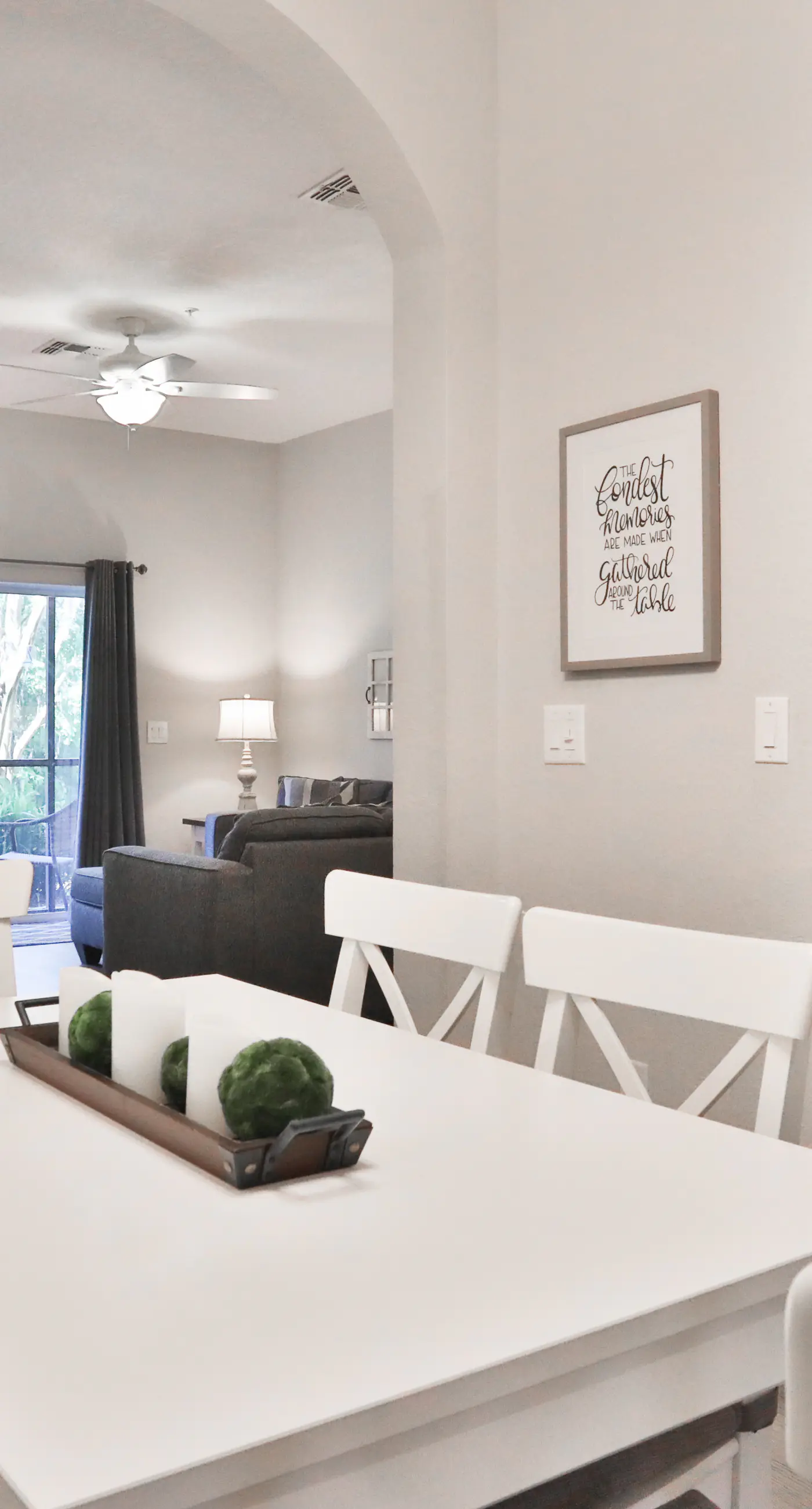 Exclusive 3BR with lakeview & 4 pools