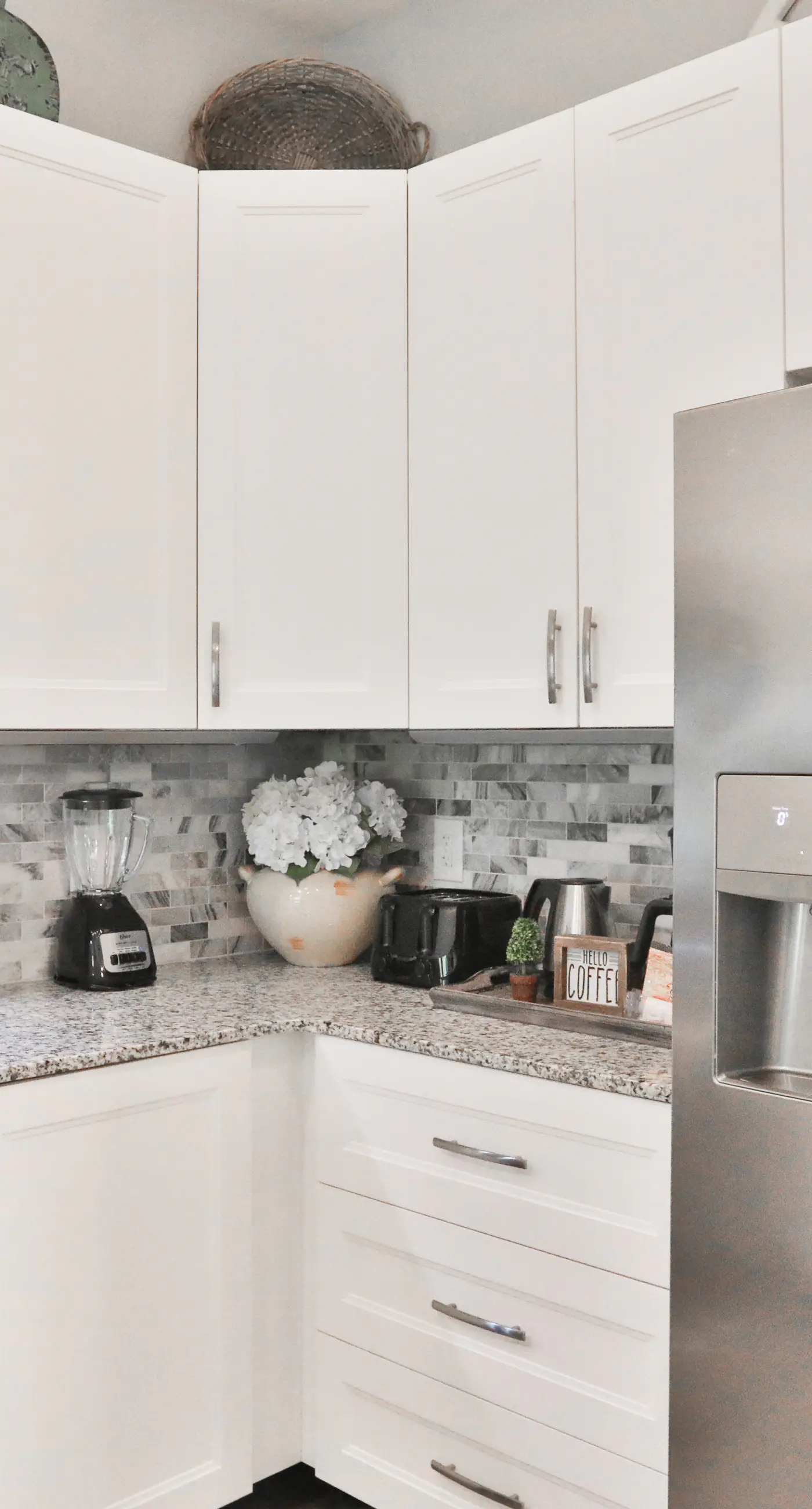 Exclusive 3BR with lakeview & 4 pools