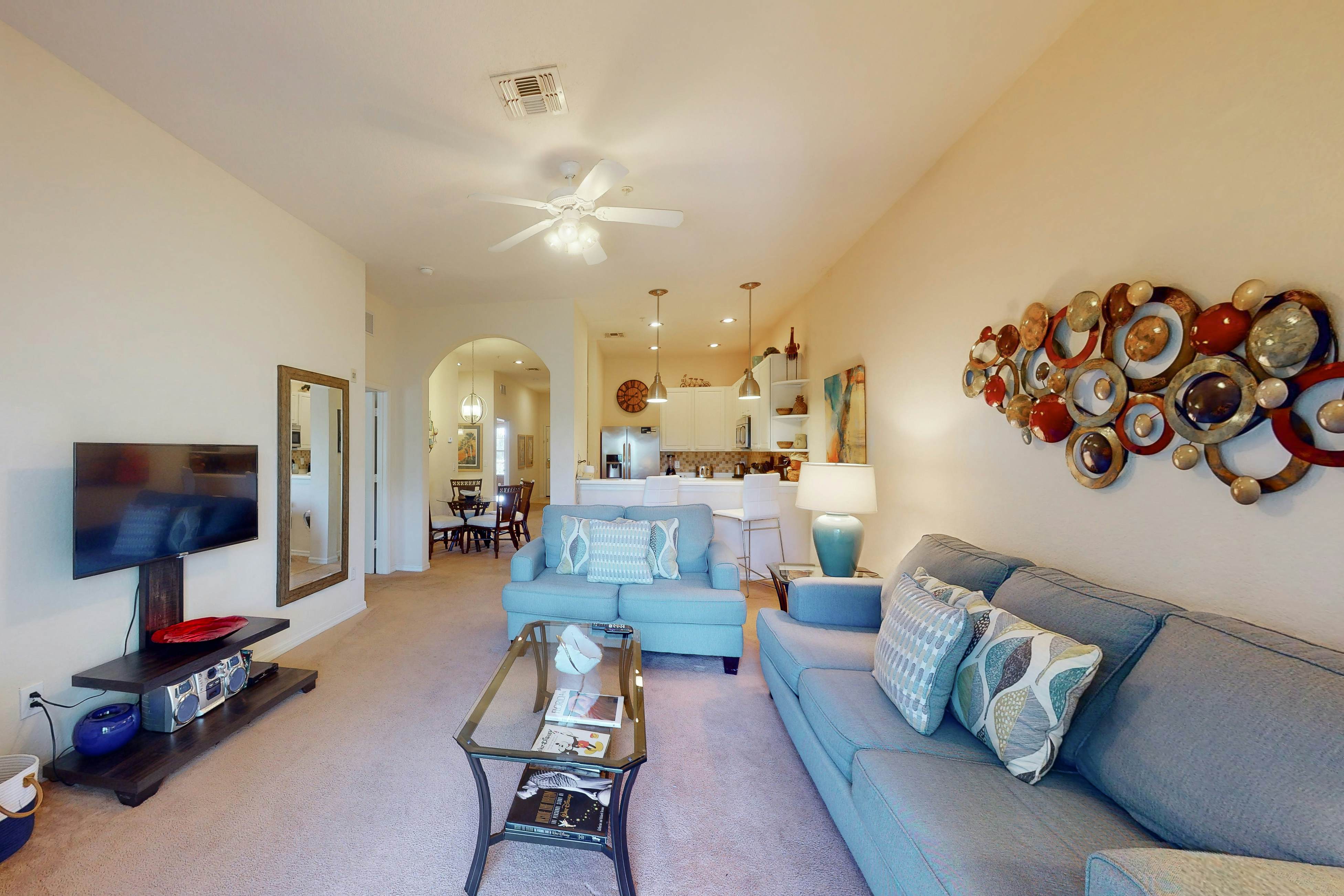 Bahama Bay Resort penthouse condo - lakefront, near Disney & other Orlando parks