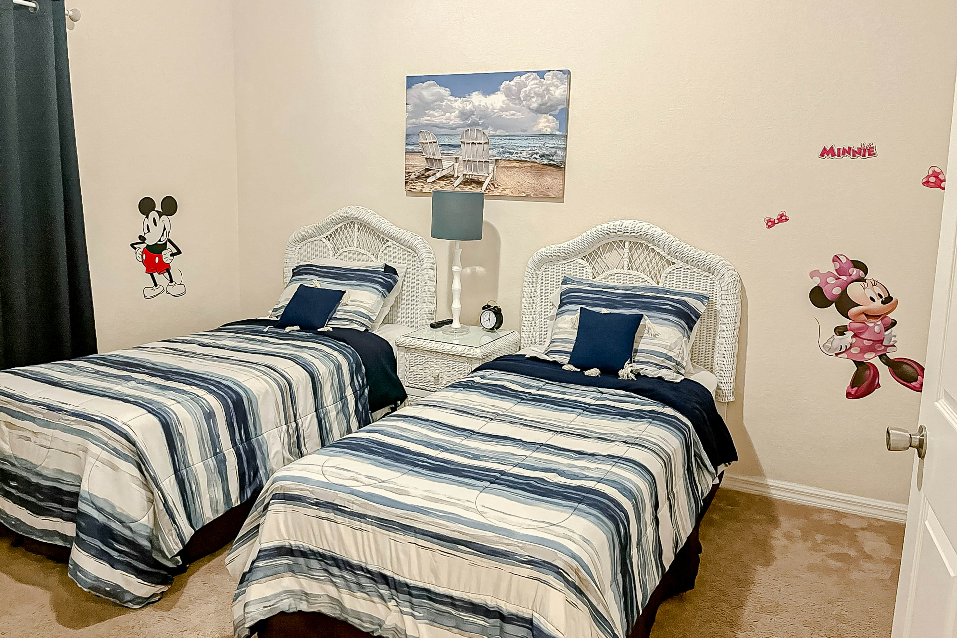 Bahama Bay Resort penthouse condo - lakefront, near Disney & other Orlando parks