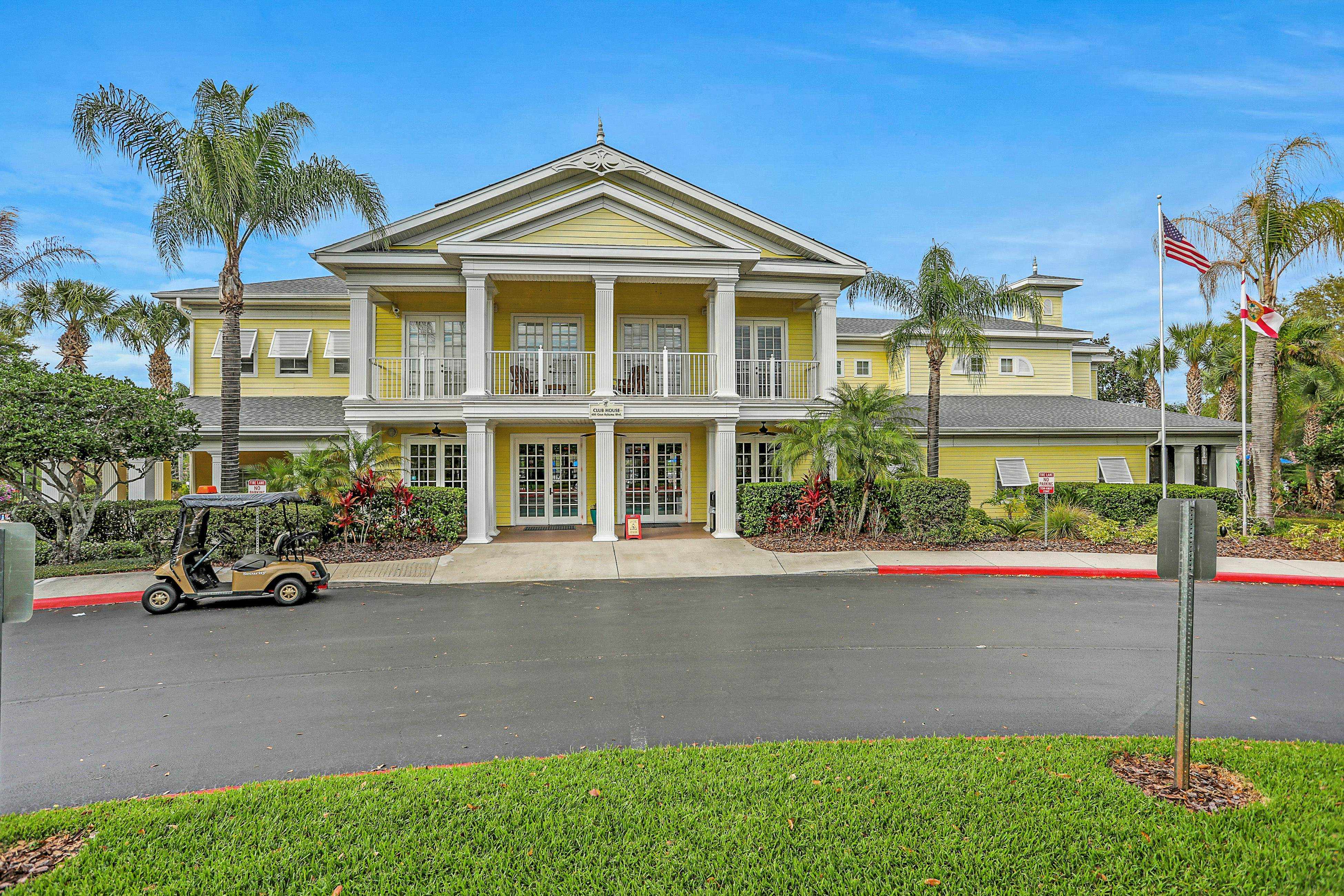 Bahama Bay Resort penthouse condo - lakefront, near Disney & other Orlando parks