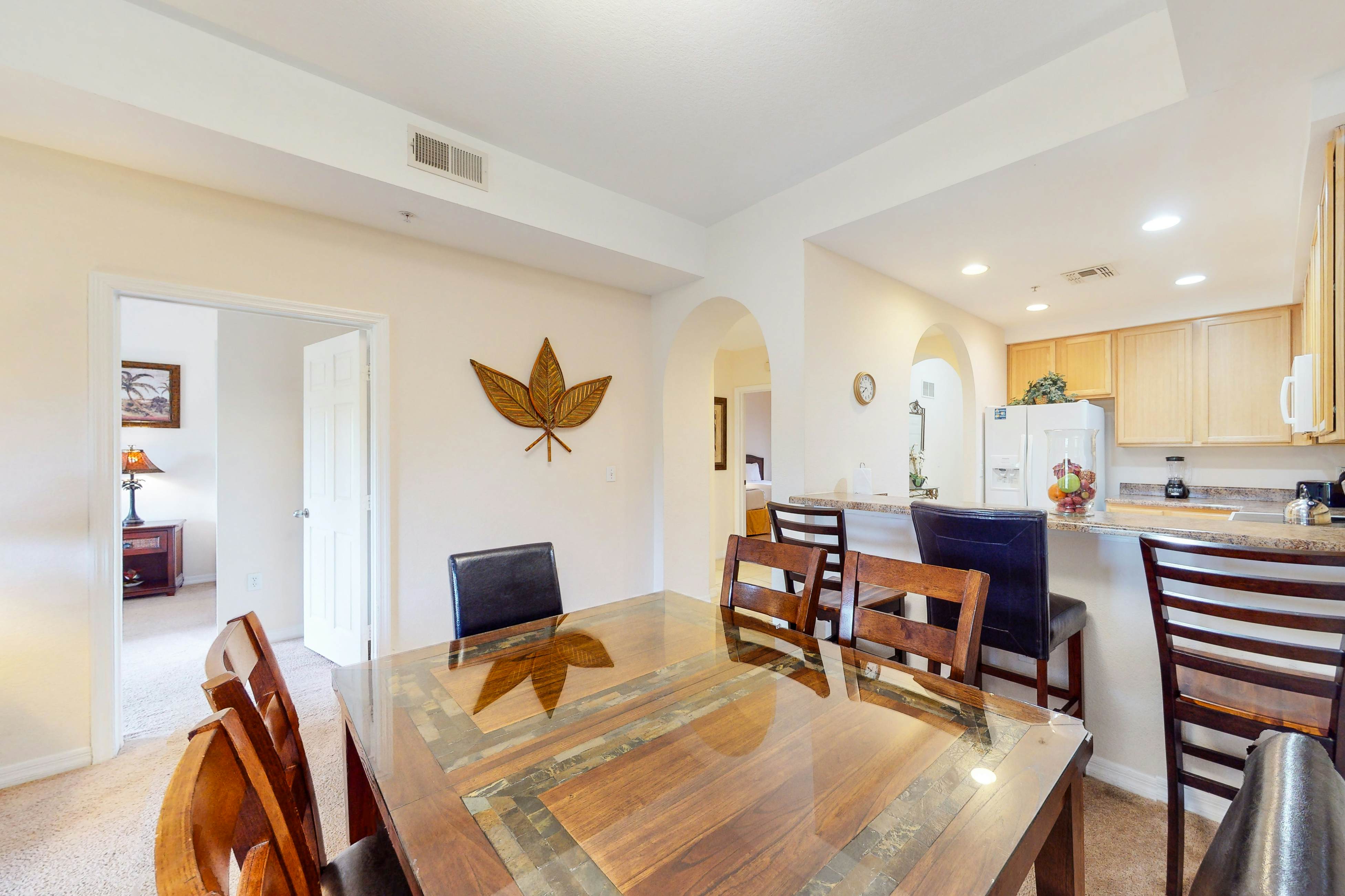 Fourth Floor Condo w/ Shared Pools, Hot Tub, Central AC - Near Theme Parks