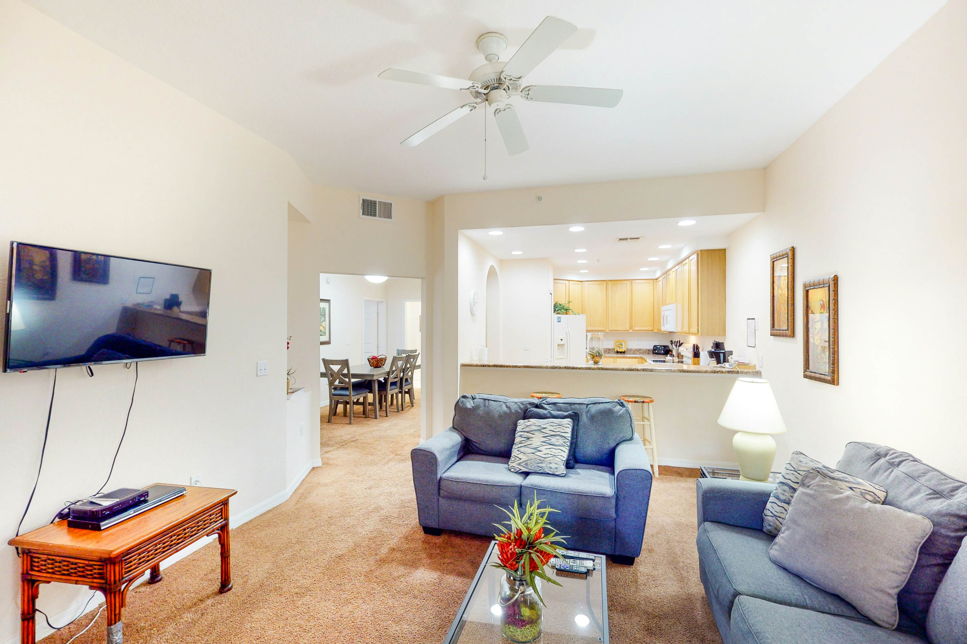 1st floor condo w/ sauna, shared pools, patio, limited-mobility access, gym