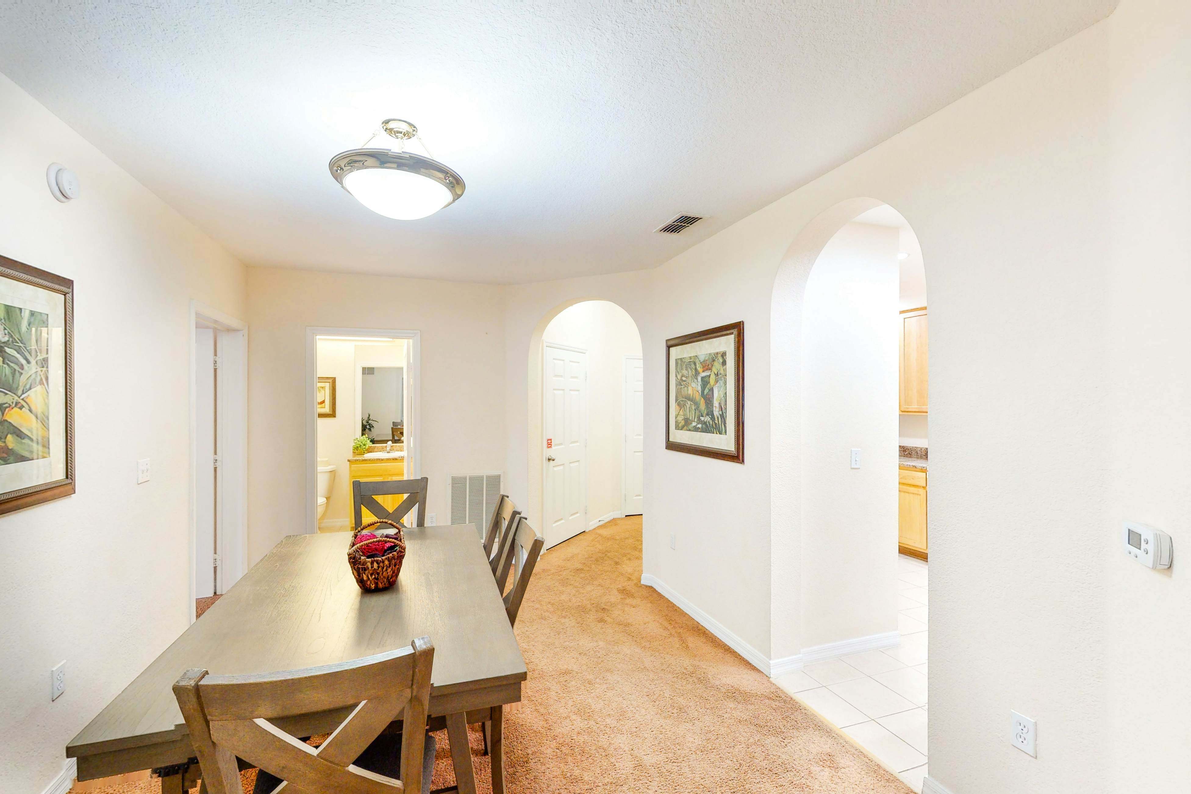 1st floor condo w/ sauna, shared pools, patio, limited-mobility access, gym