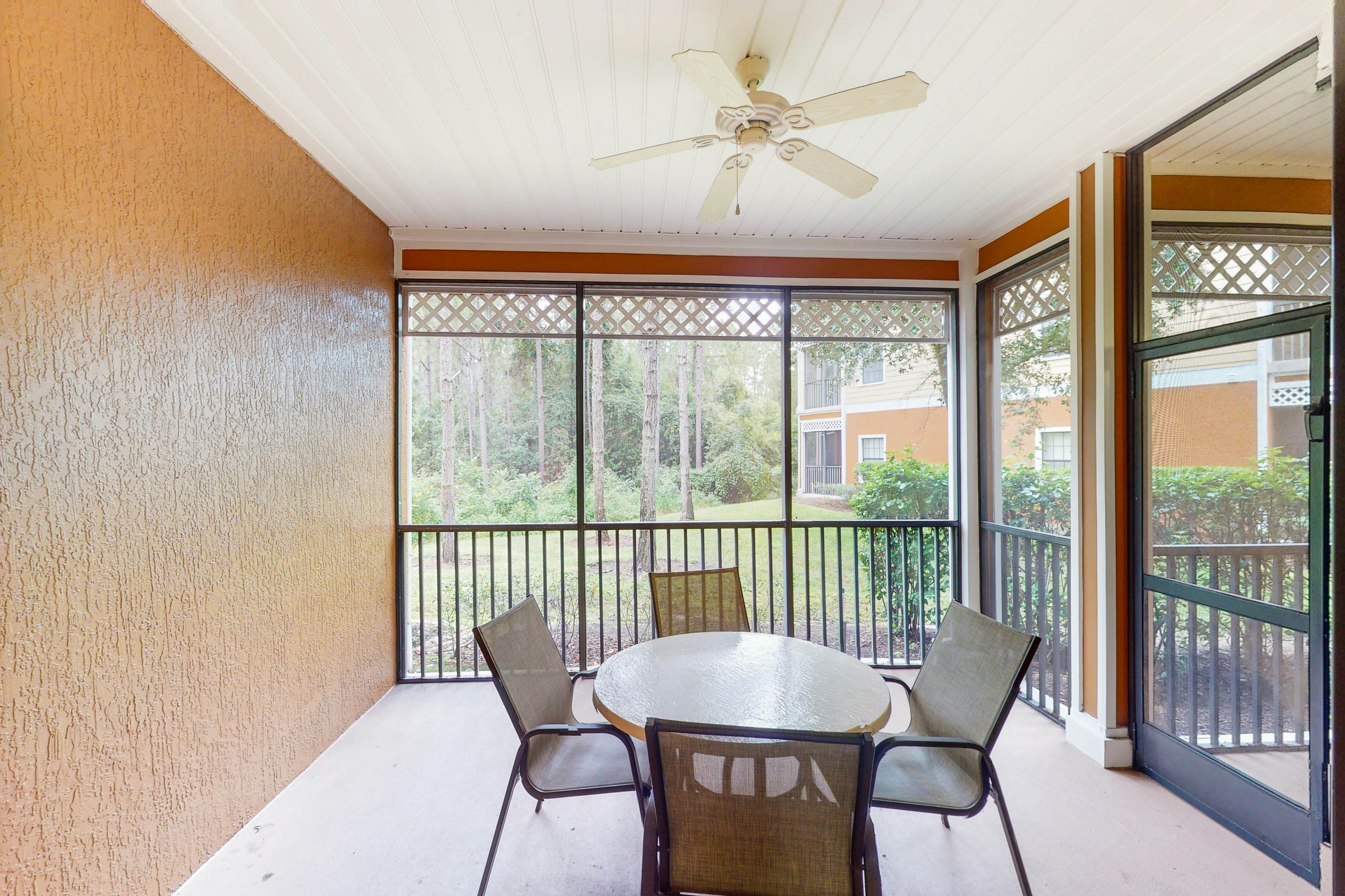 1st floor condo w/ sauna, shared pools, patio, limited-mobility access, gym