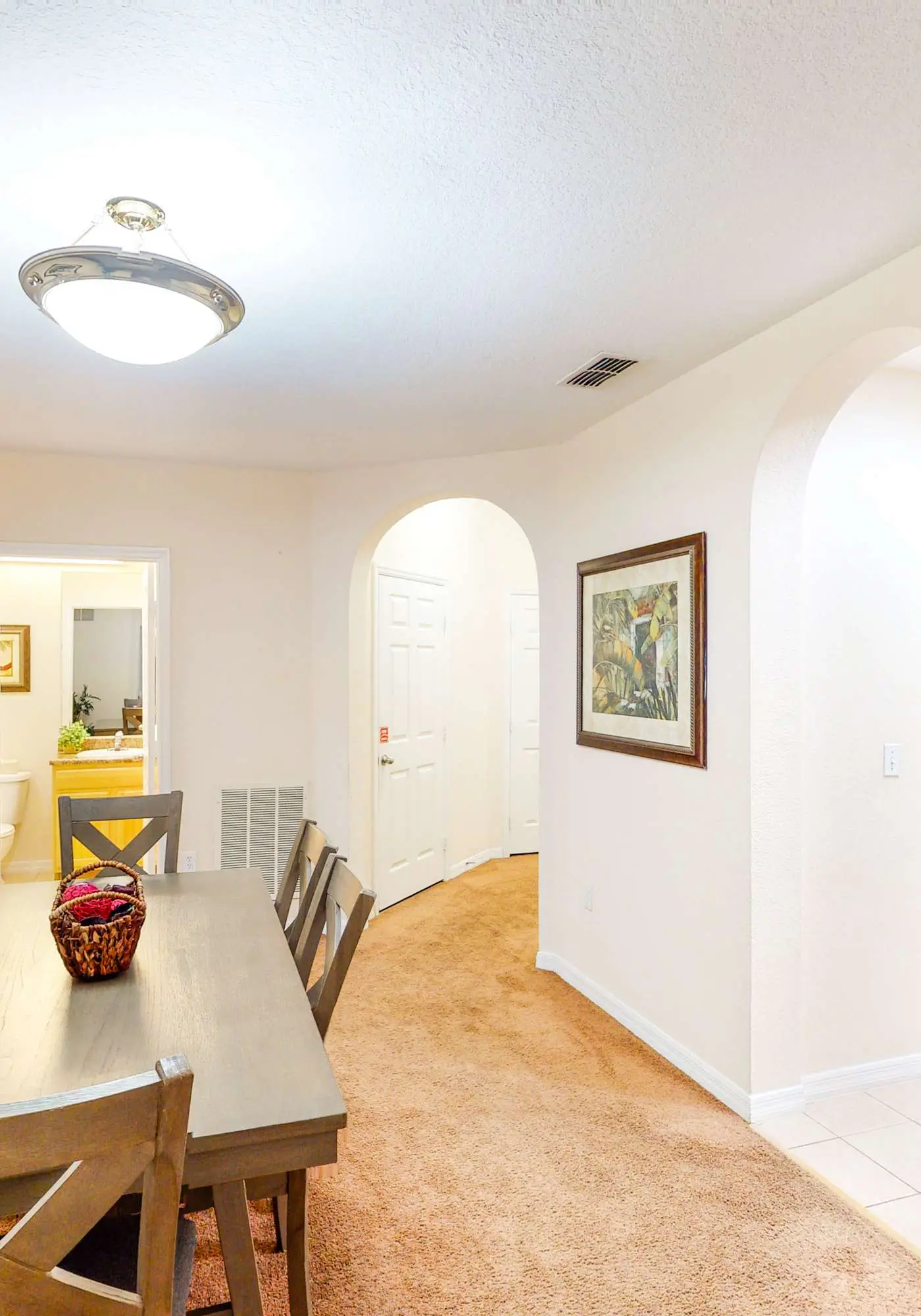 1st floor condo w/ sauna, shared pools, patio, limited-mobility access, gym