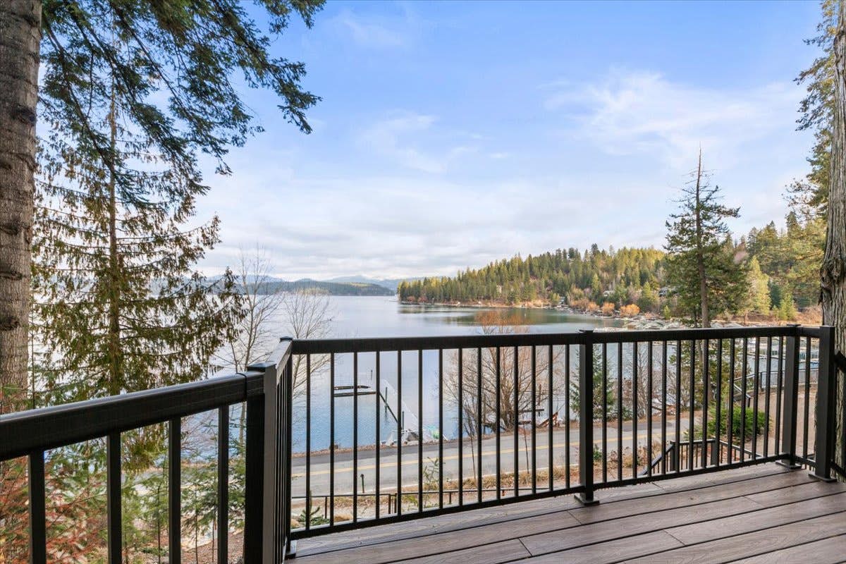 DeJa View - Lower Unit