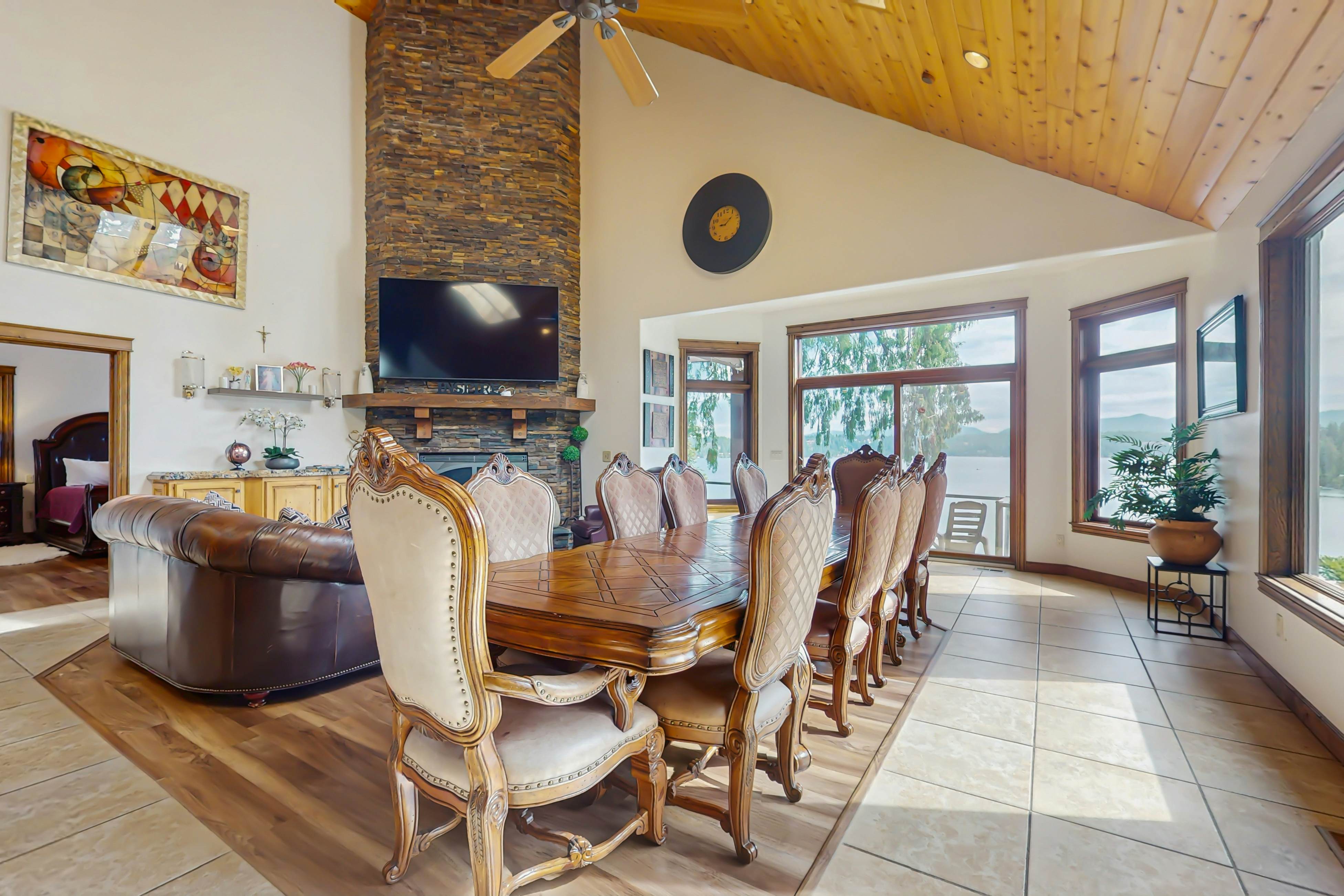 DeJa View - Upper Unit