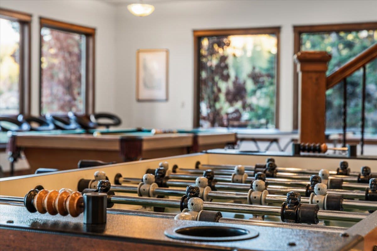 DeJa View - Upper Unit