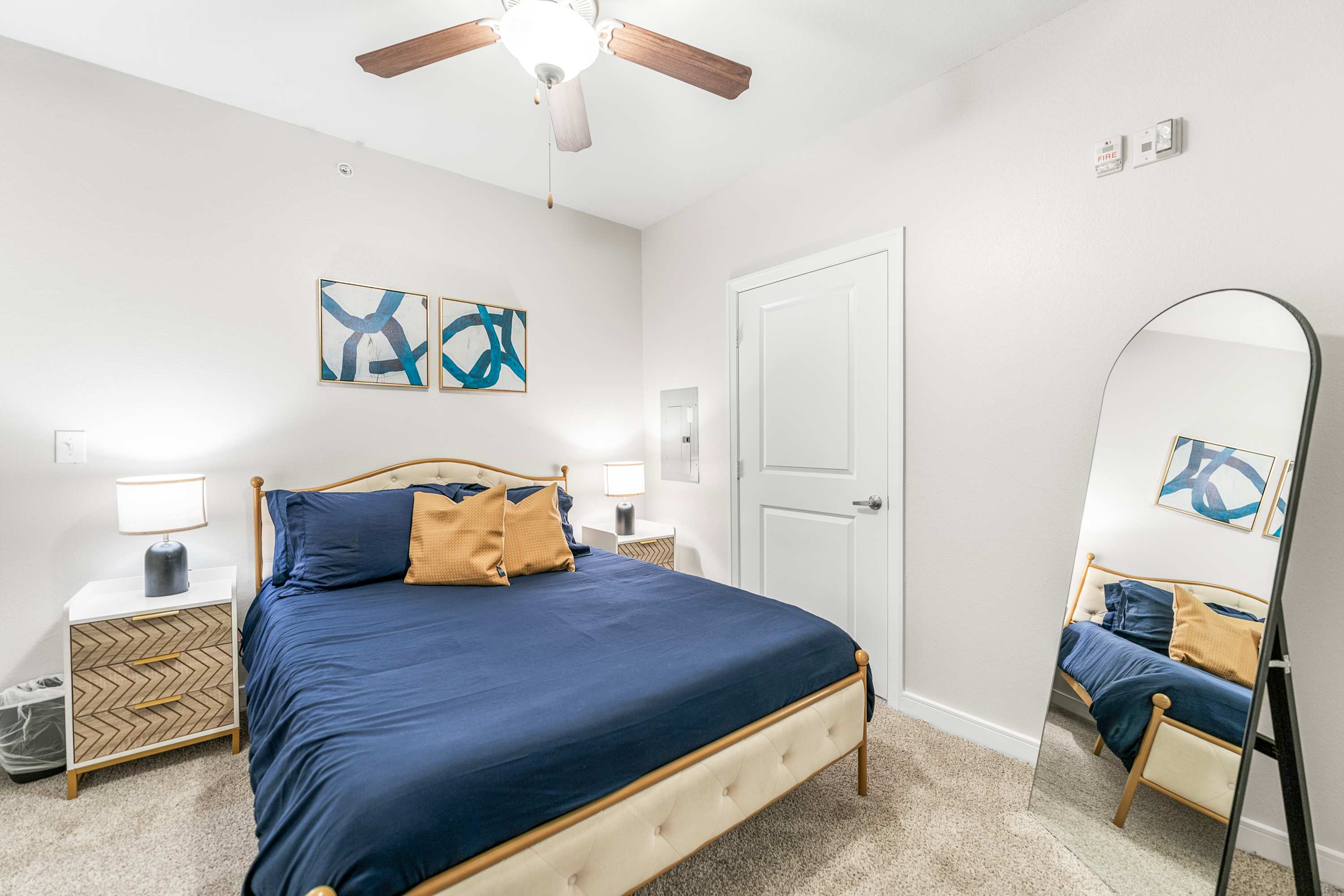 Boho SoCo 1BR Queen Suite w/ GymPickleballLaundry