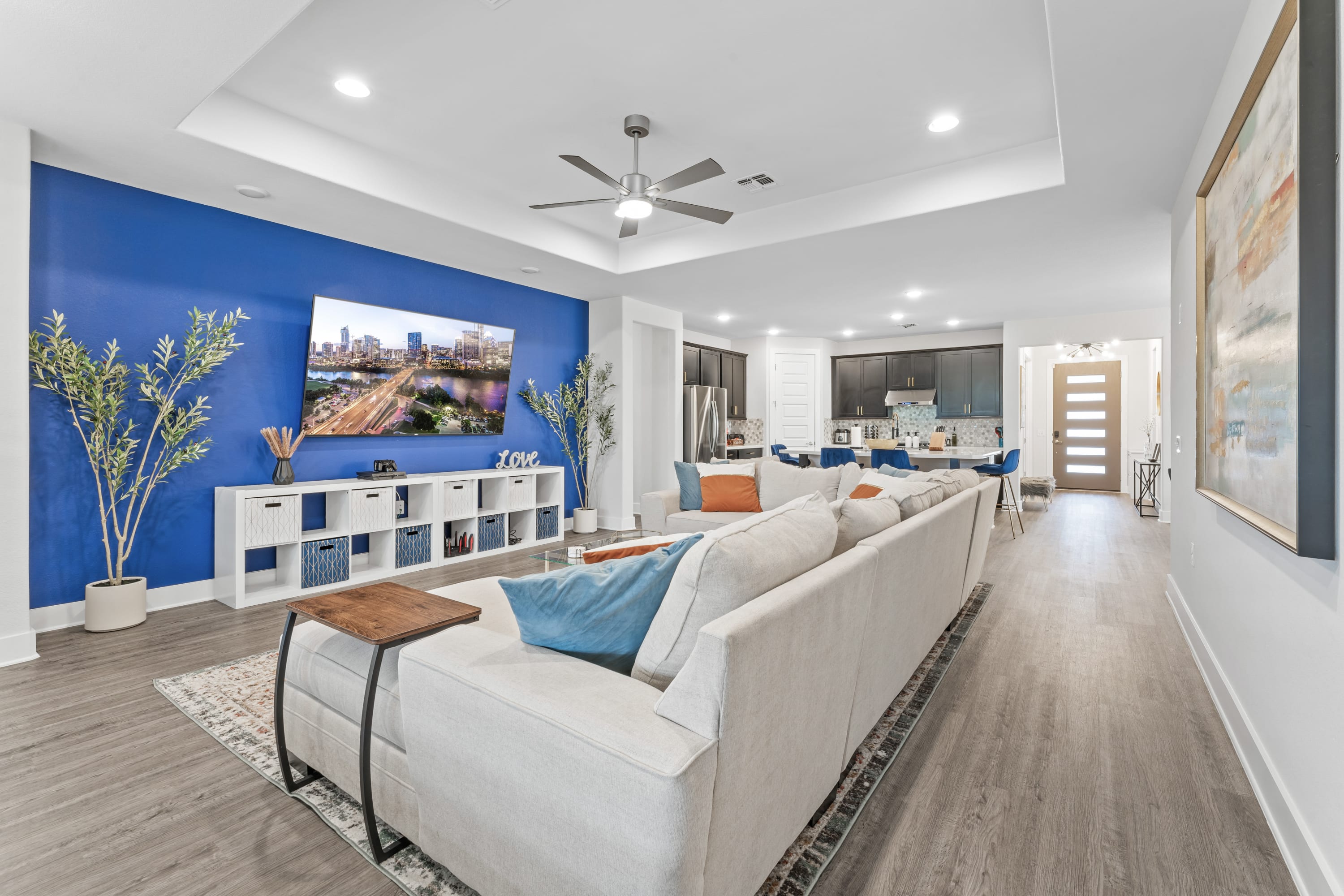 Close to CotA & Downtown | Spacious & Luxe | 4BR