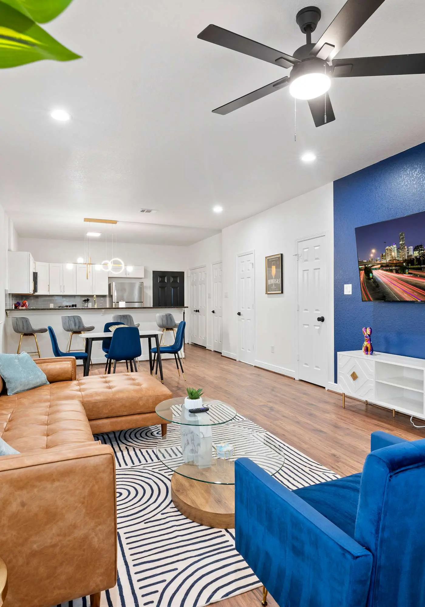 NRG MedCenter 2BD/2.5BA w FencedYard & WasherDryer