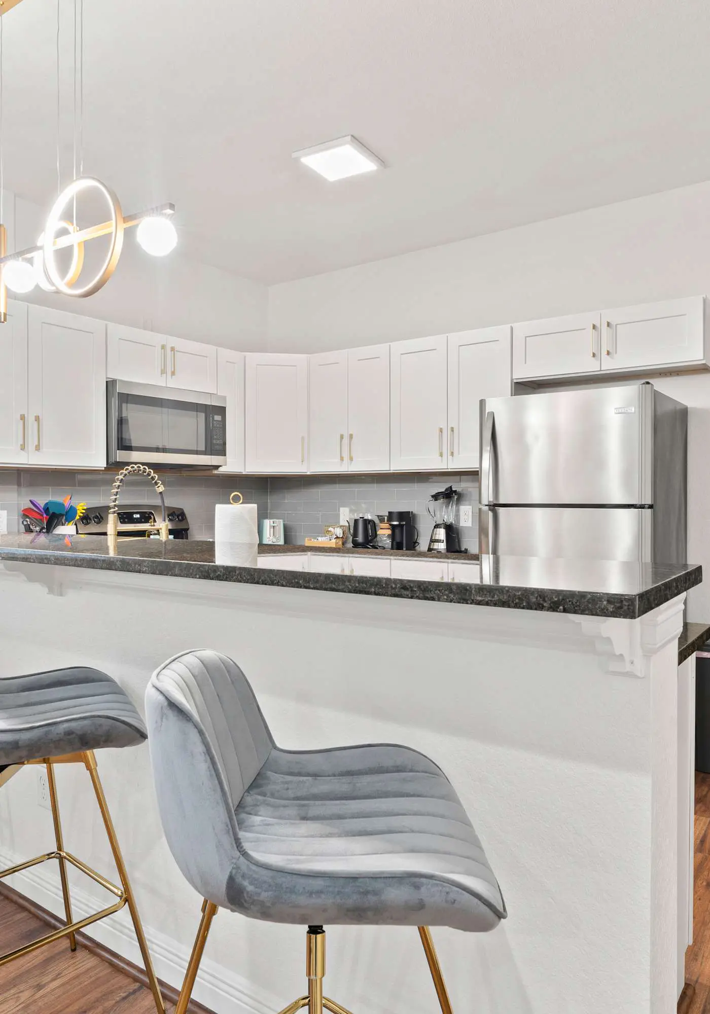 NRG MedCenter 2BD/2.5BA w FencedYard & WasherDryer