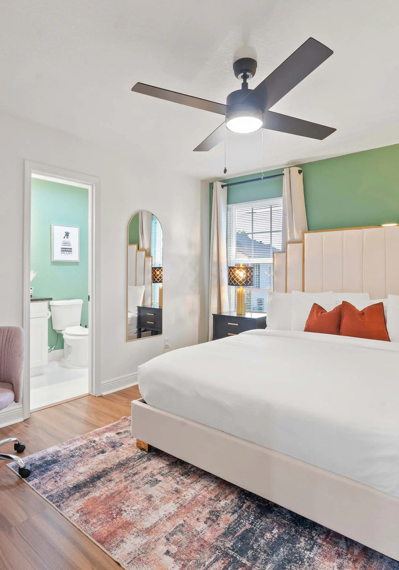 NRG MedCenter 2BD/2.5BA w FencedYard & WasherDryer