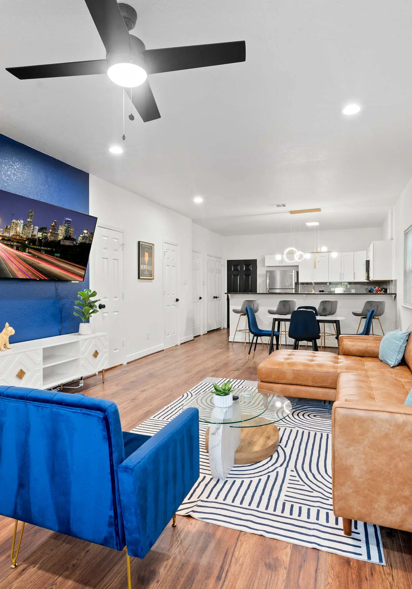 NRG MedCenter 2BD/2.5BA w FencedYard & King Bed