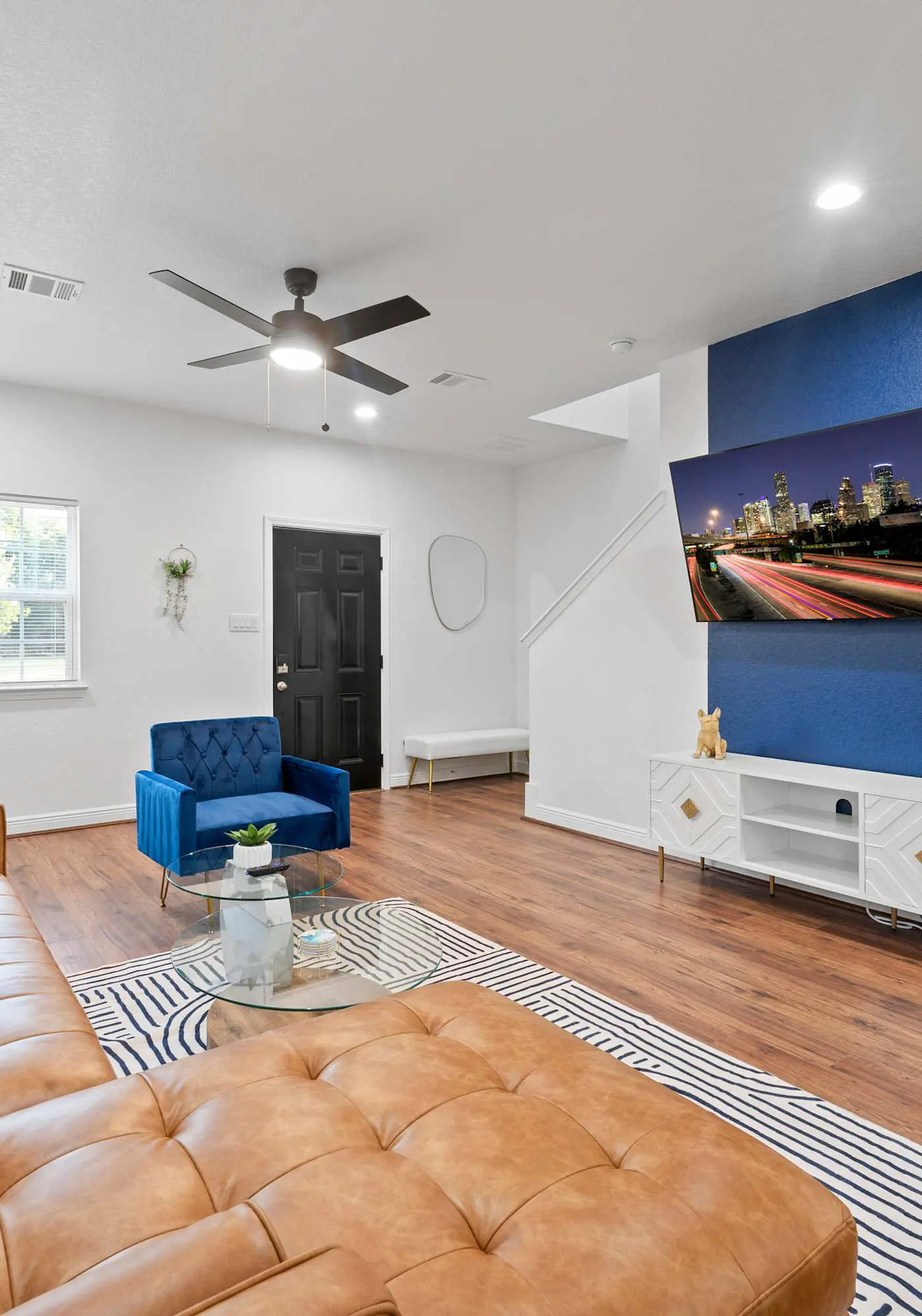 NRG MedCenter 2BD/2.5BA w FencedYard & King Bed