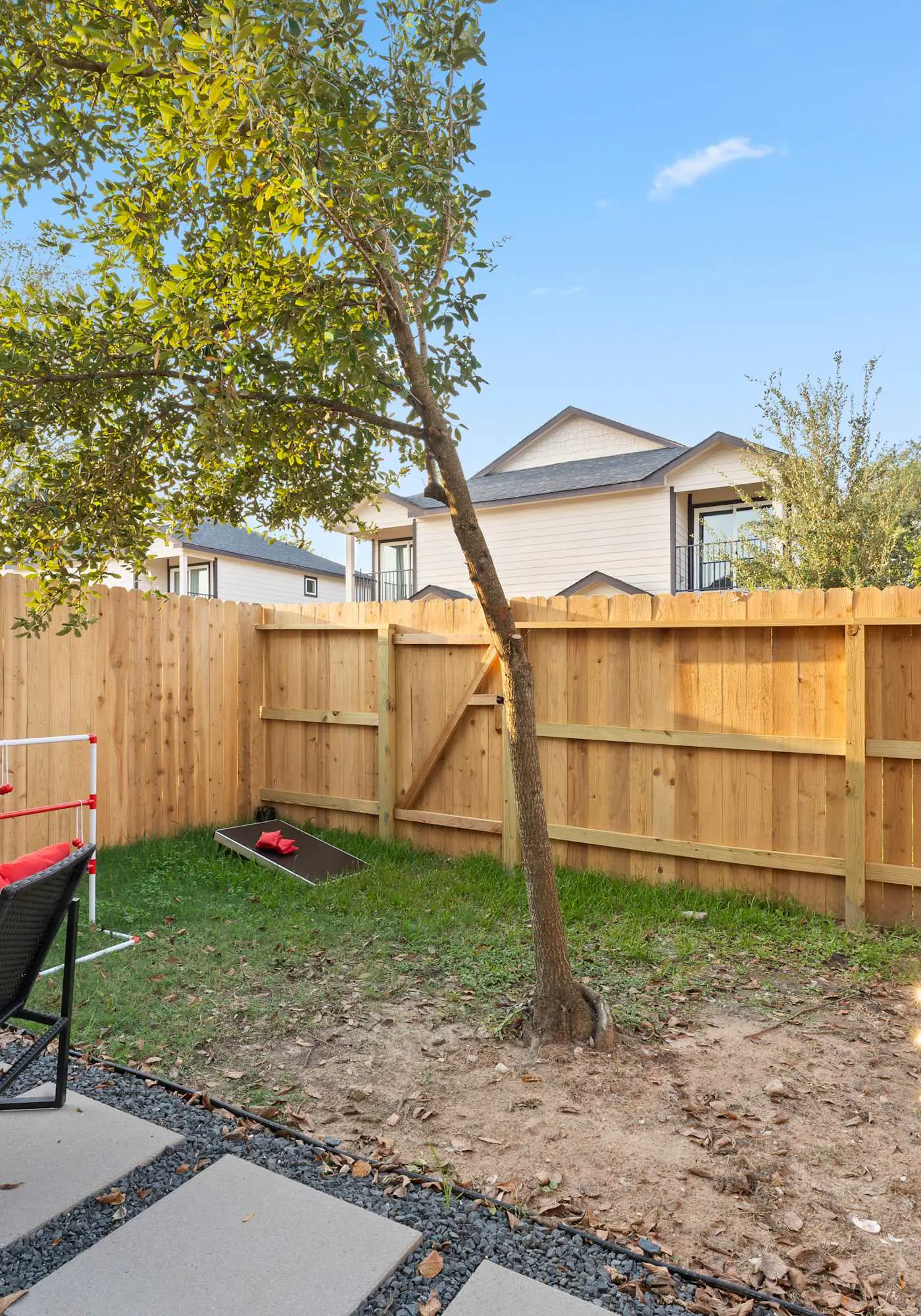 NRG MedCenter 2BD/2.5BA w FencedYard & King Bed