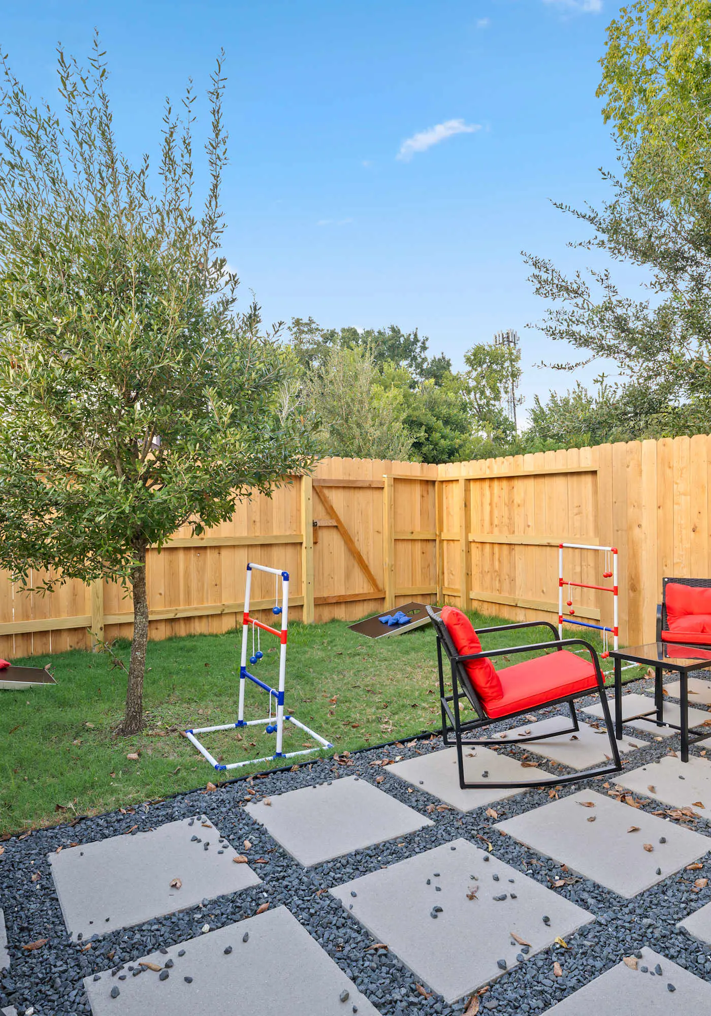 NRG MedCenter 4BD/4.5BA w FencedYard & WasherDryer