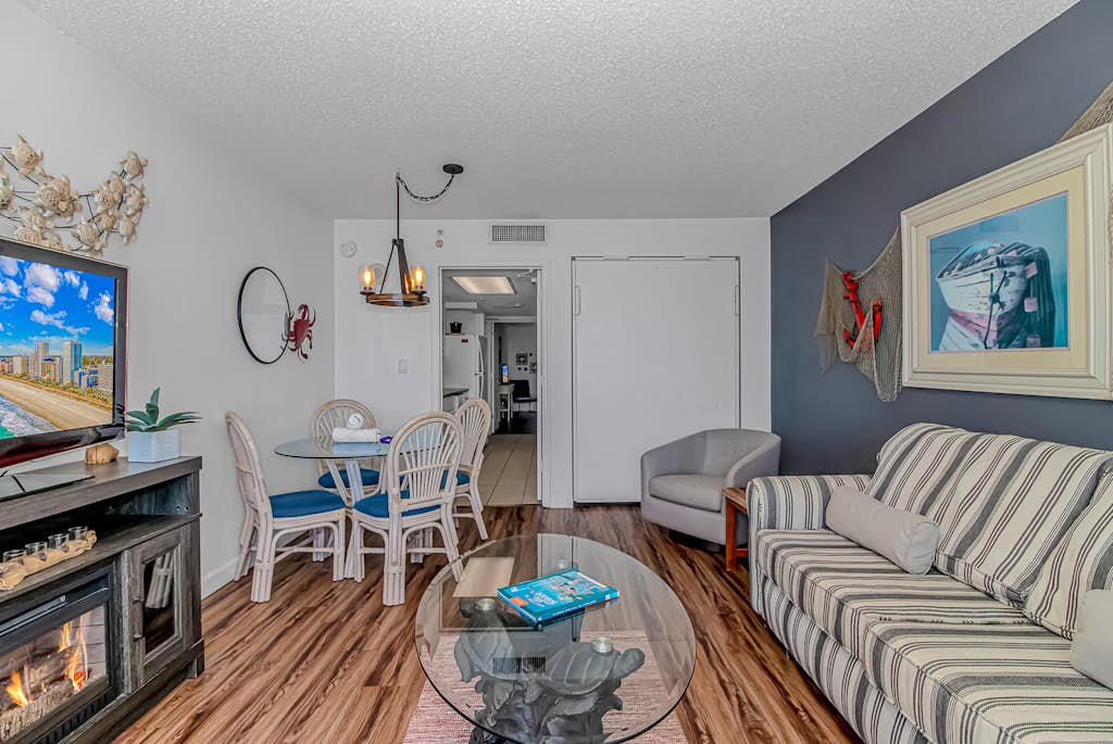 Stunning Oceanfront 1 BR Condo-Bay Watch 1835