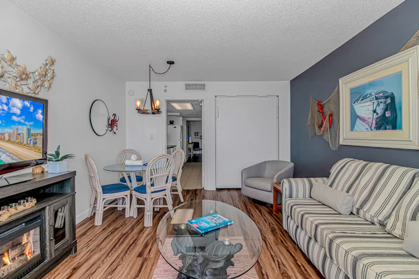 Stunning Oceanfront 1 BR Condo-Bay Watch 1835