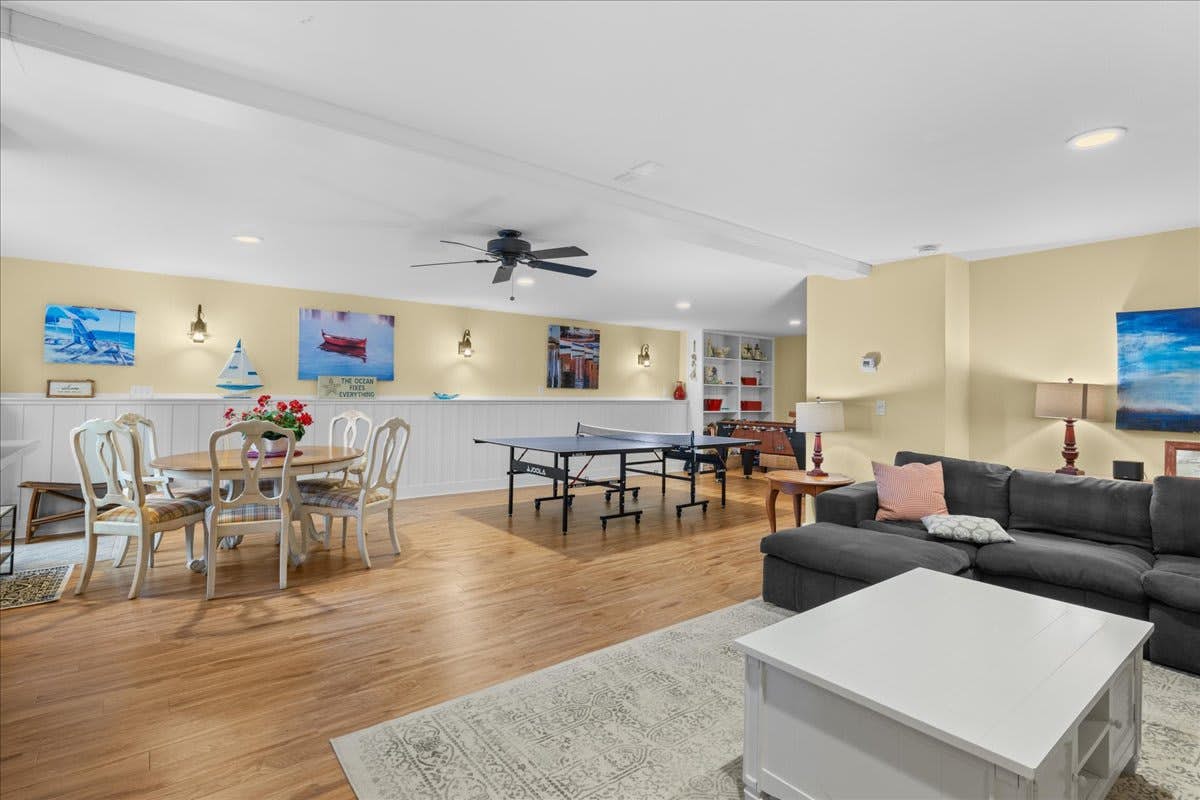 Family friendly home with game room, hot tub, steps to ocean