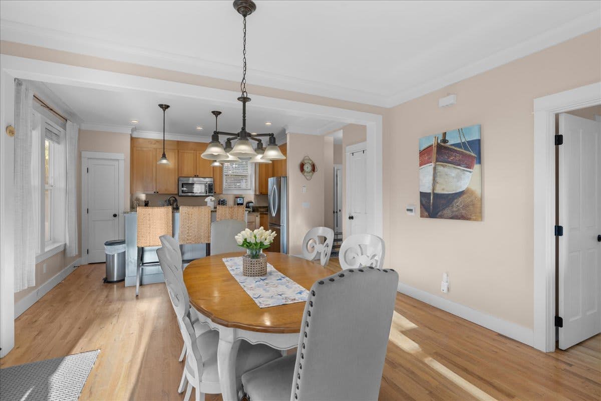 Family friendly home with game room, hot tub, steps to ocean