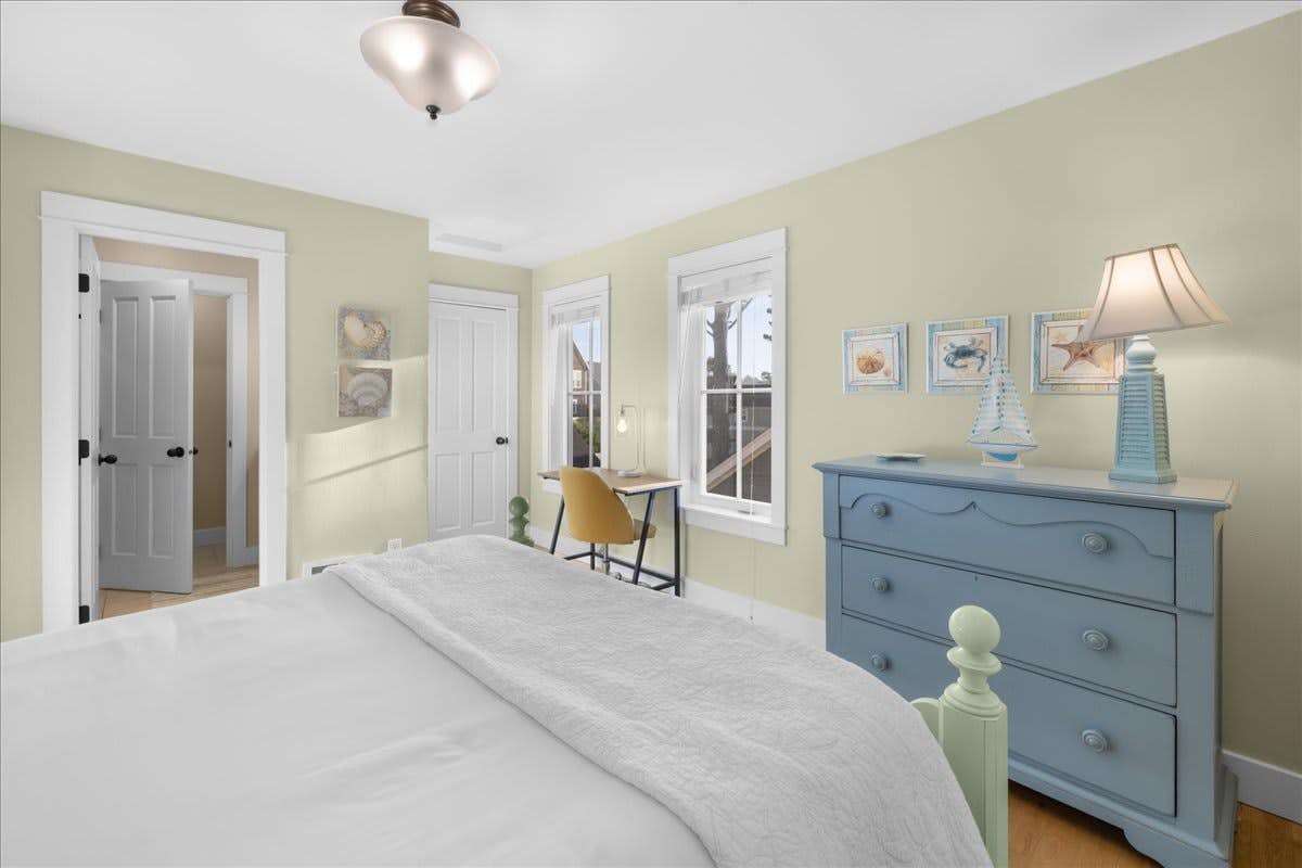 Family friendly home with game room, hot tub, steps to ocean