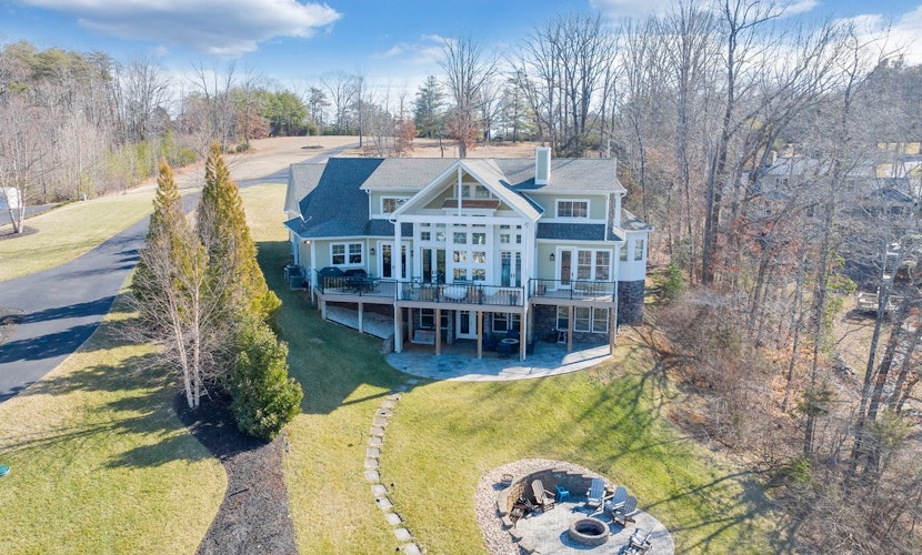 Serenity Shores - Private Lakefront Home with Dock