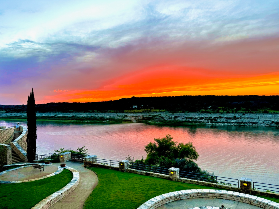 Hill Country Island Retreat