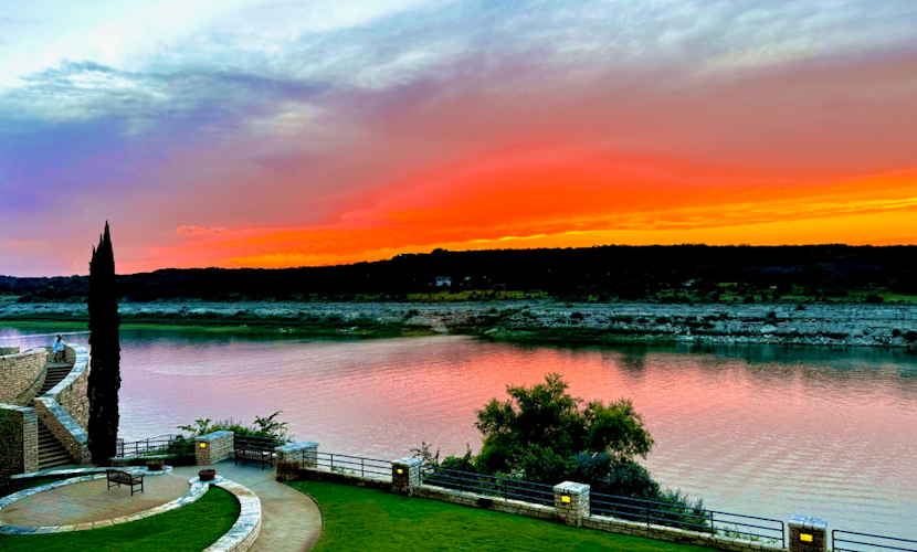 *Recently Renovated Hill Country Island Retreat - Loaded with Amenities!