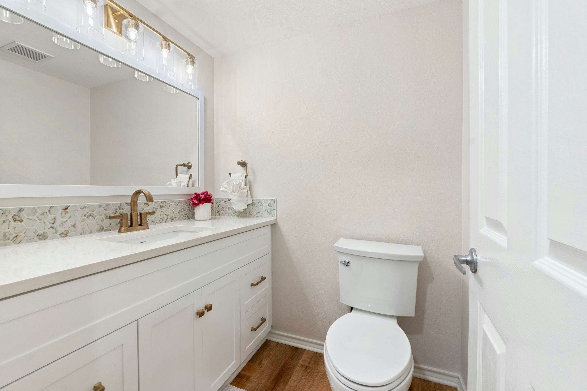 Hill Country Island Retreat