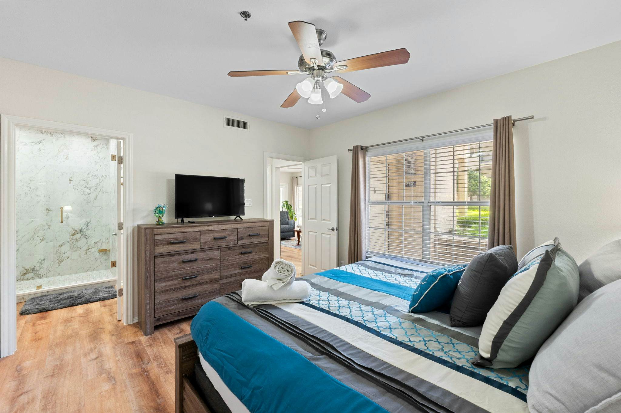 Hill Country Island Retreat