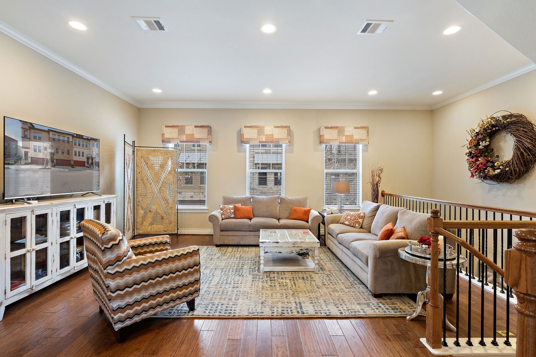 Bend in the River - Gorgeous 4-Level Brownstone with Rooftop Views