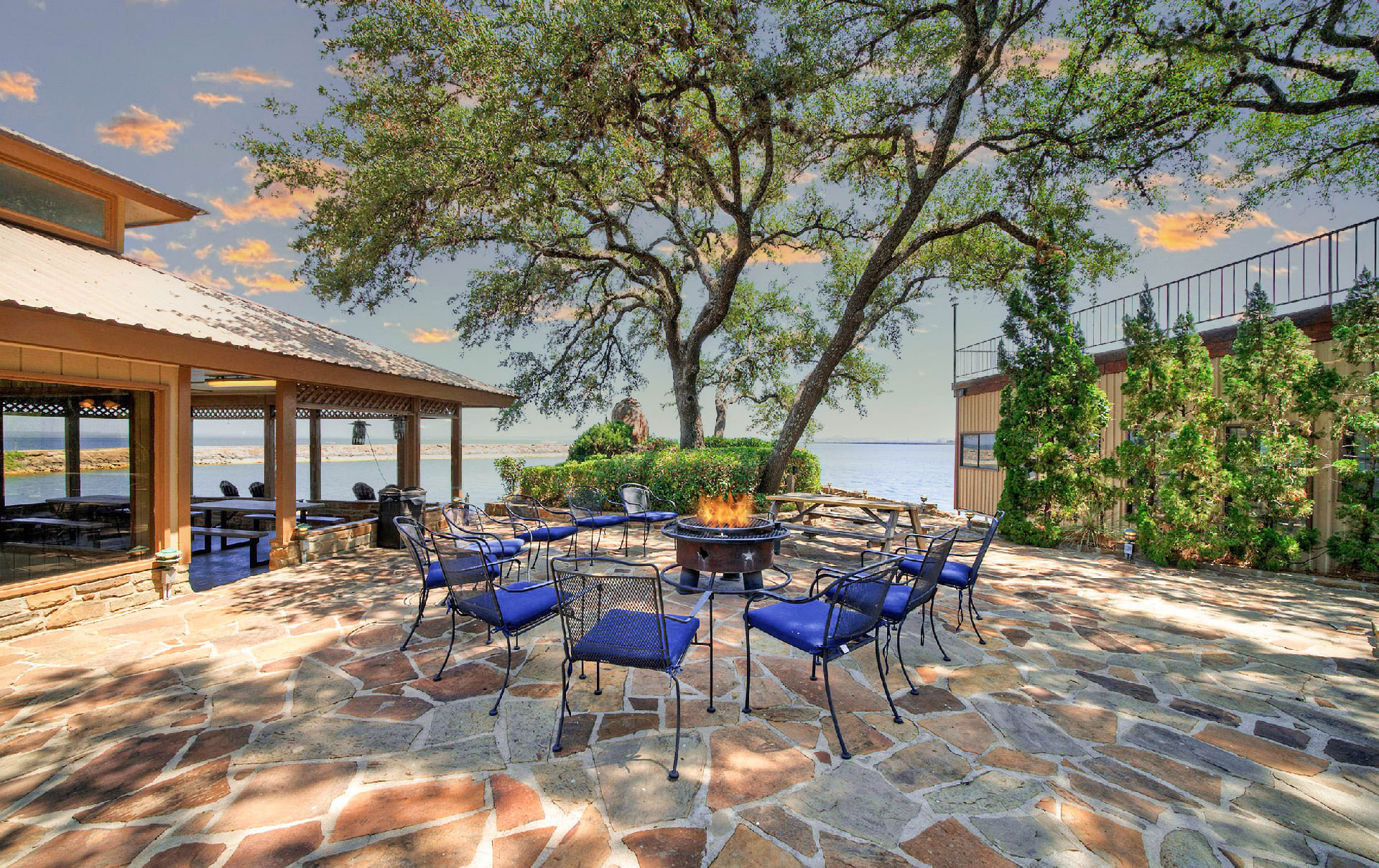 Lake Buchanan Grand Retreat - 10 Acres, Private Beach, Hot Tub, Pool, Sleeps 30+, Great for Groups!