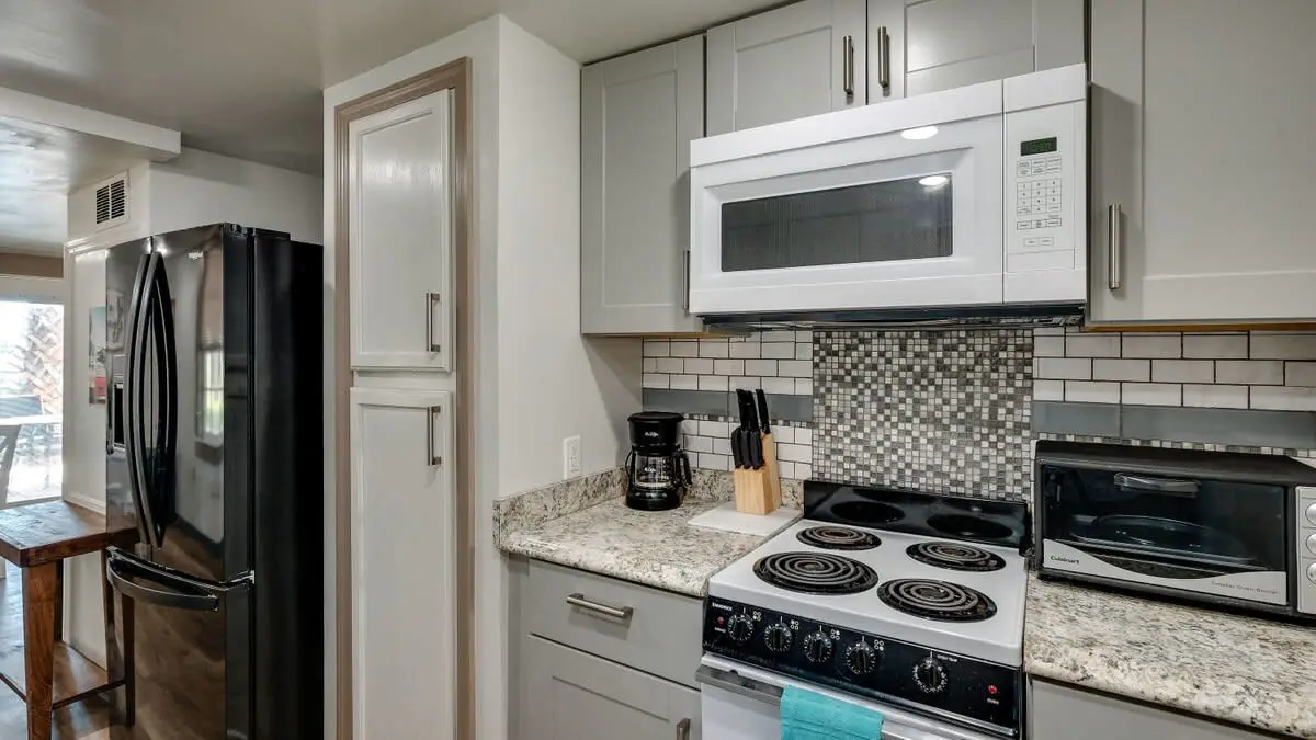 1 Skinner Pl, Savannah