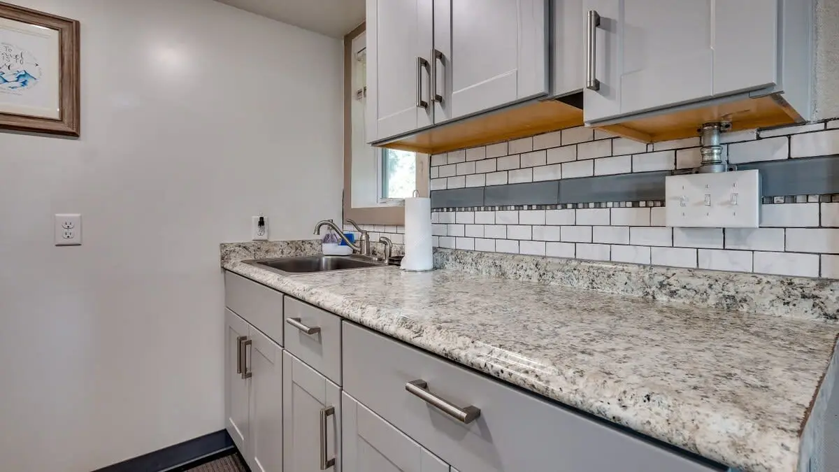 1 Skinner Pl, Savannah