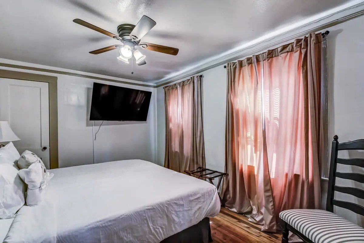 3 Skinner Pl, Savannah