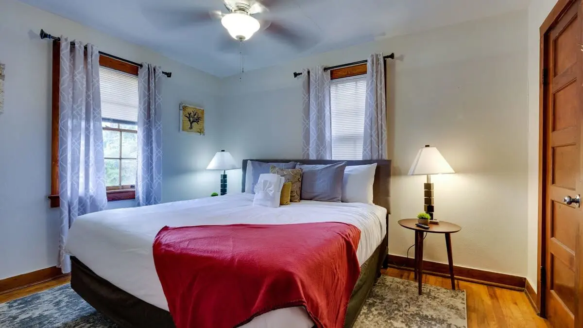 5 Skinner Pl, Savannah