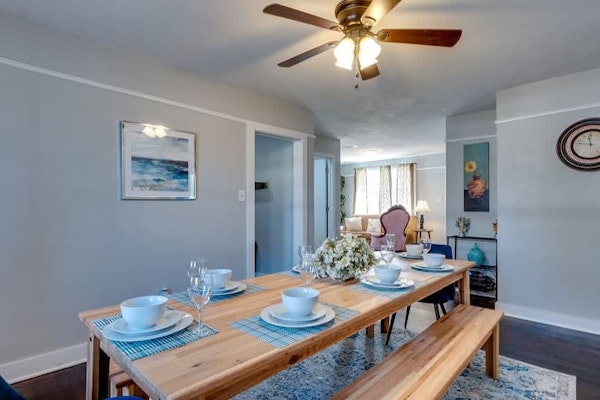 Dock&Volleyball! Near Downtown - Blissfully Blue