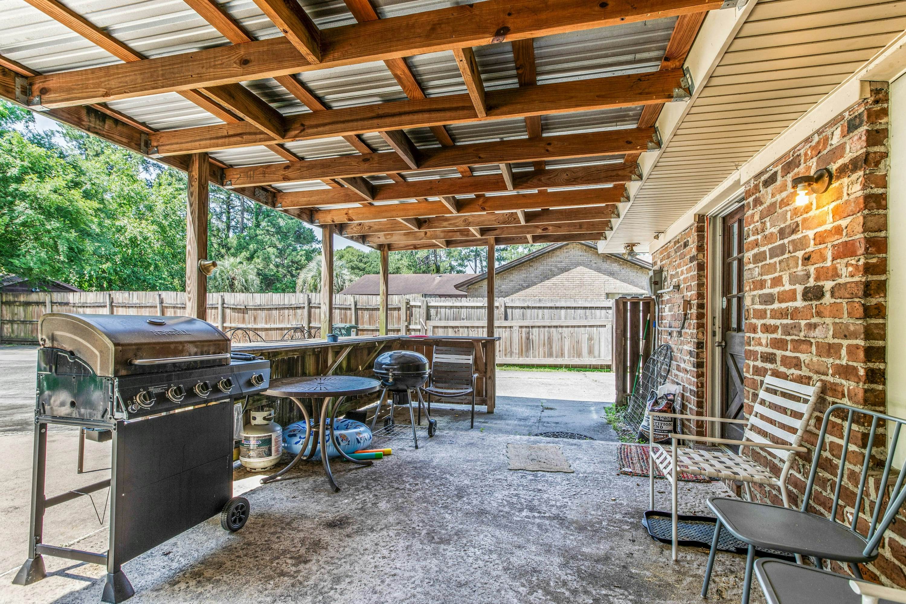 69 Lynn Dr, Savannah