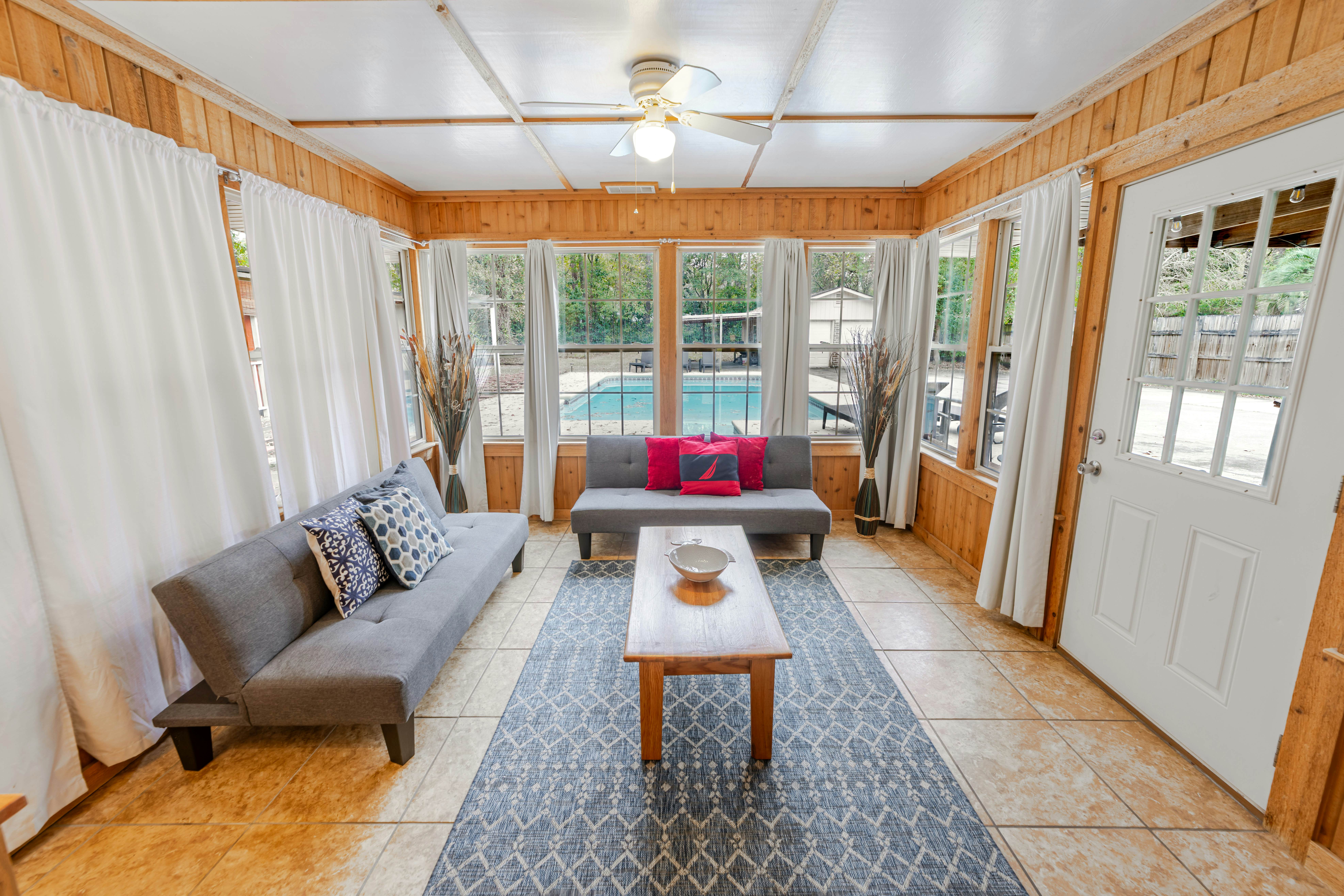 69 Lynn Dr, Savannah