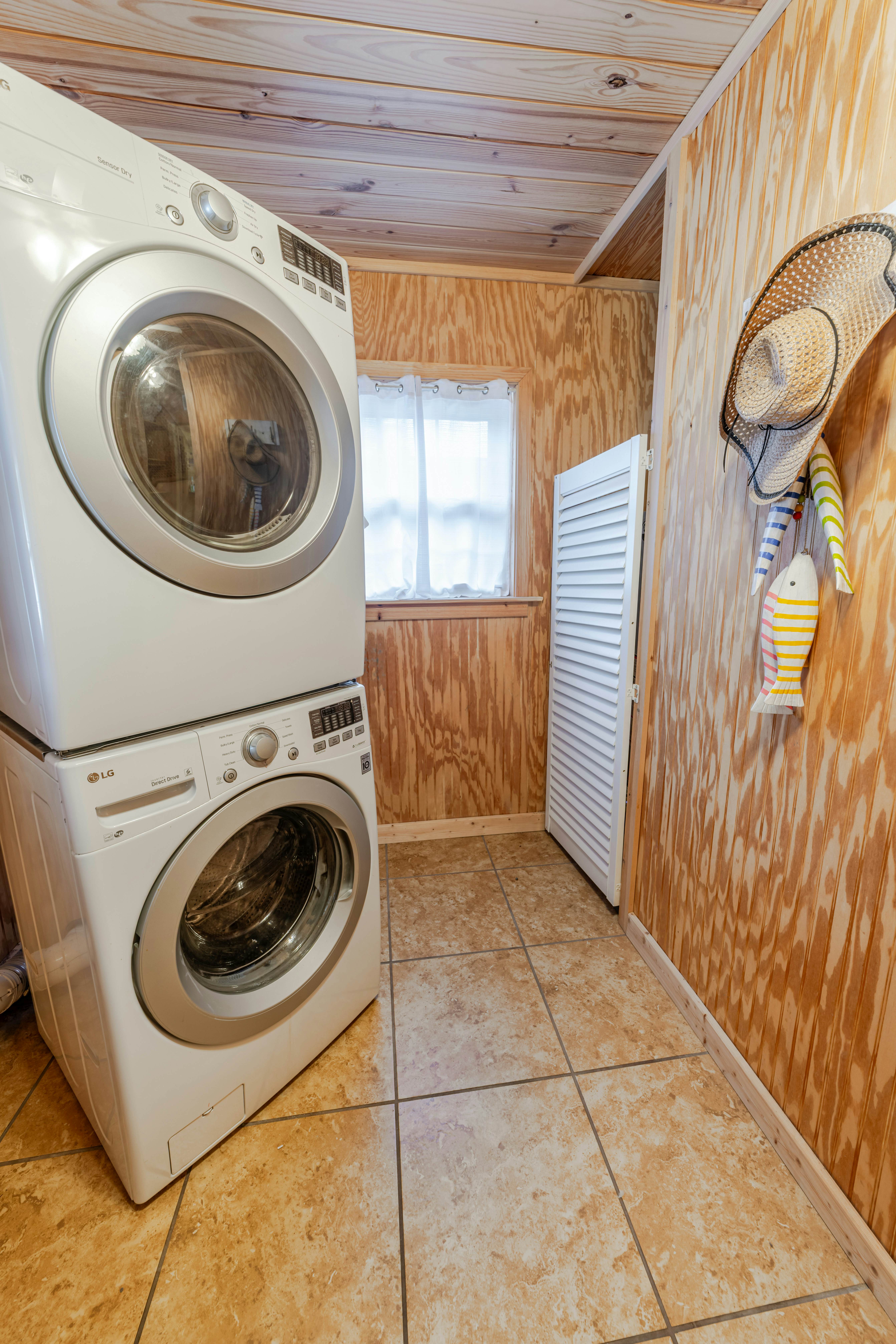 69 Lynn Dr, Savannah