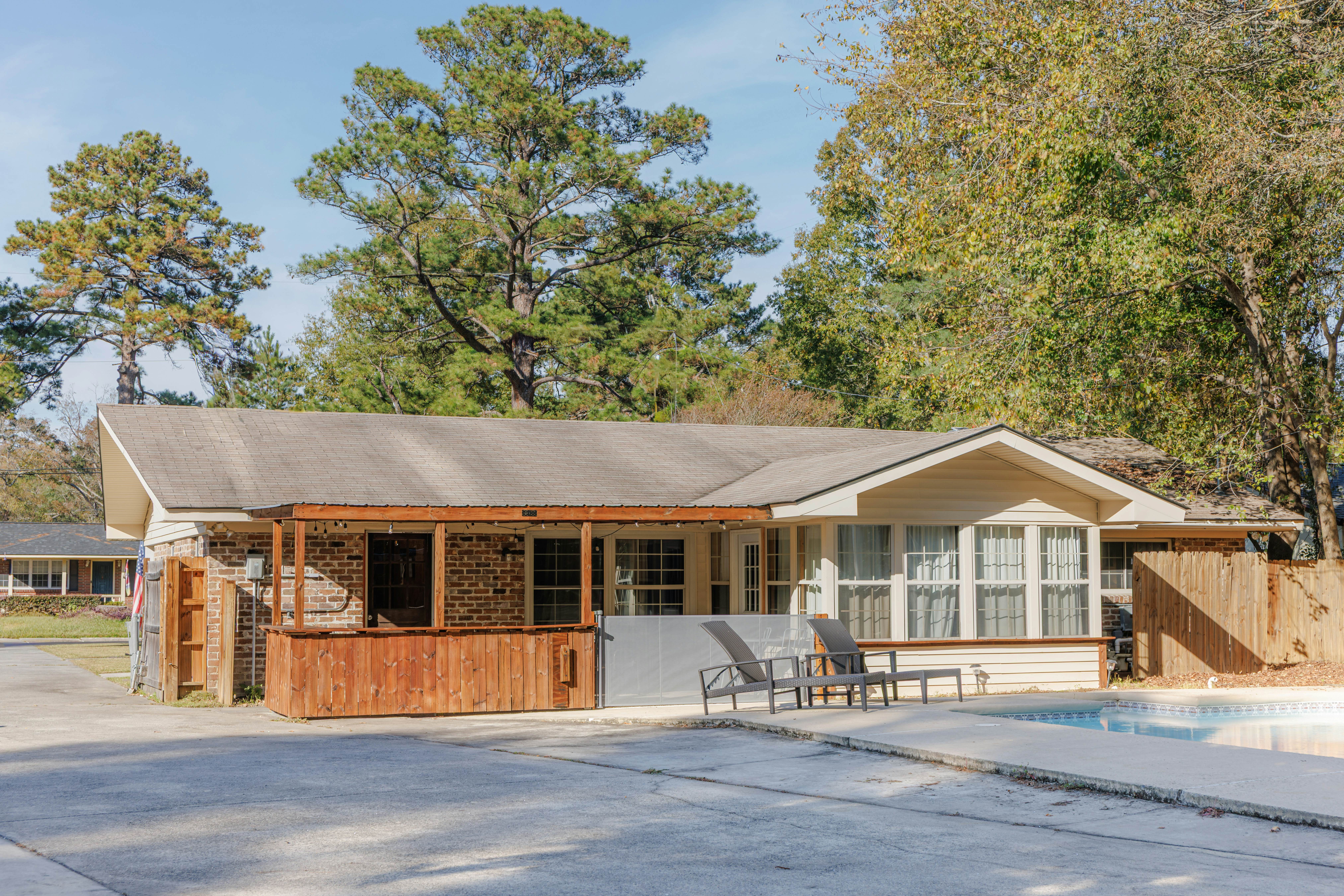 69 Lynn Dr, Savannah