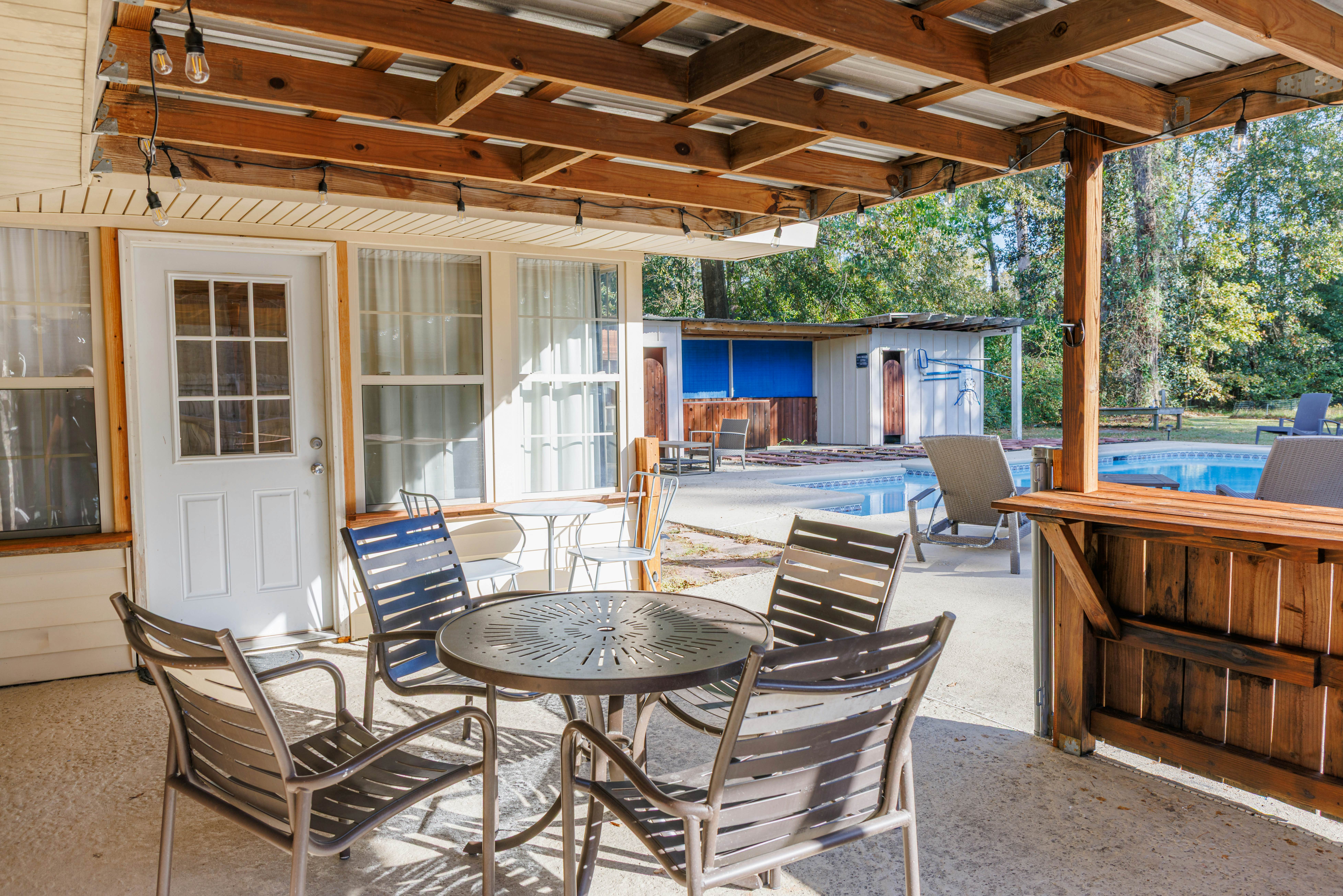 69 Lynn Dr, Savannah