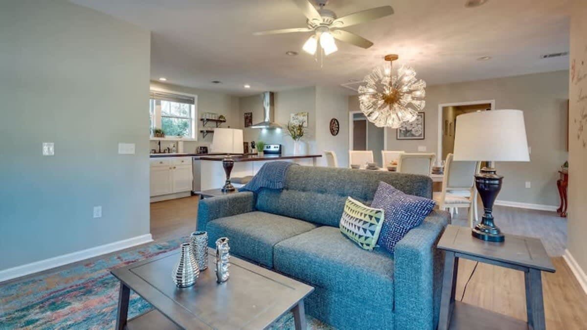 Unit A, 2601 Dogwood Avenue